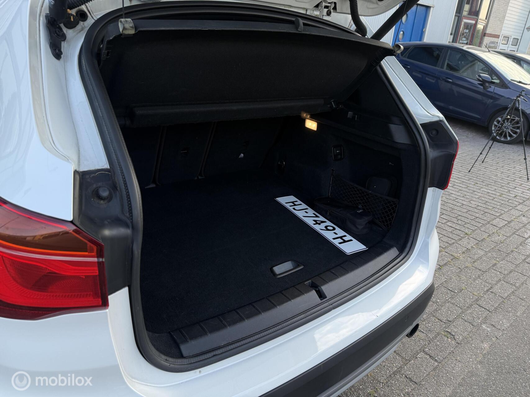 Foto van BMW X1 Sdrive20i