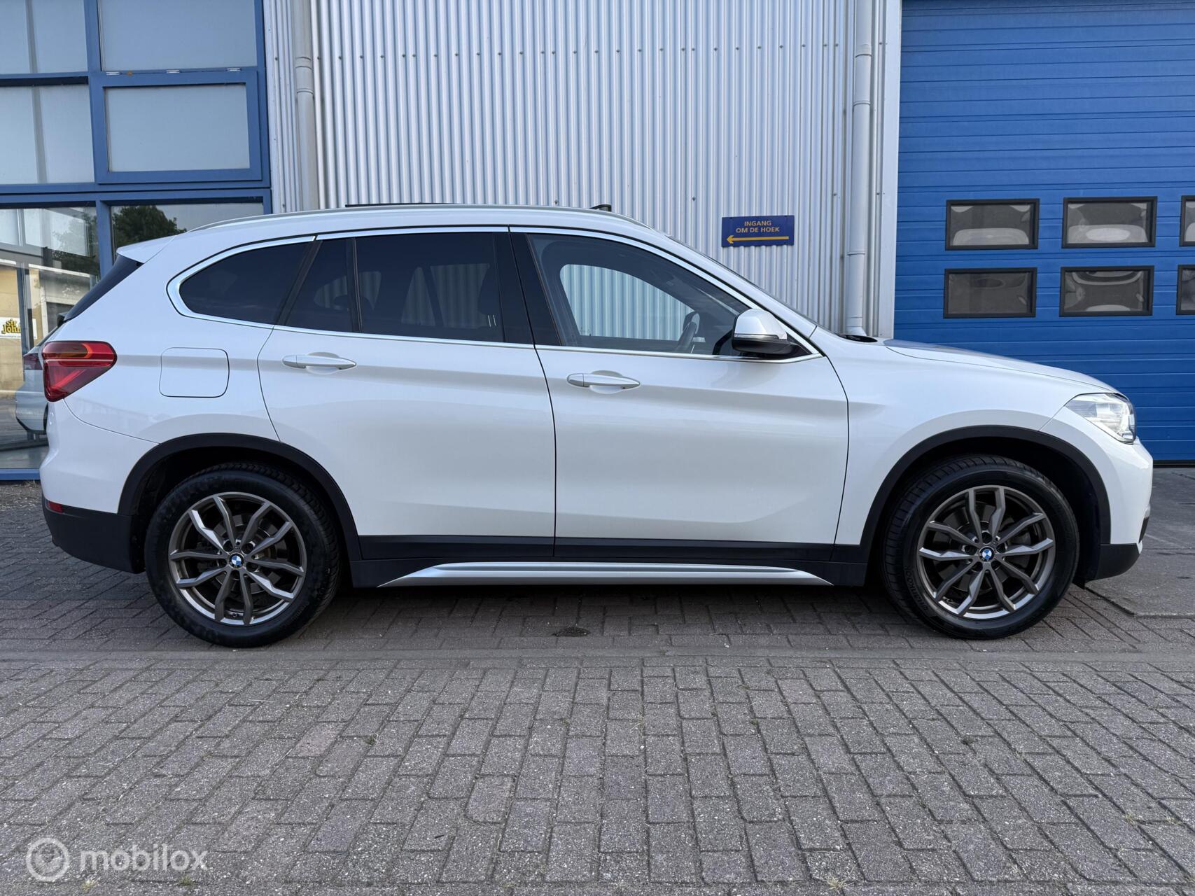 Foto van BMW X1 Sdrive20i
