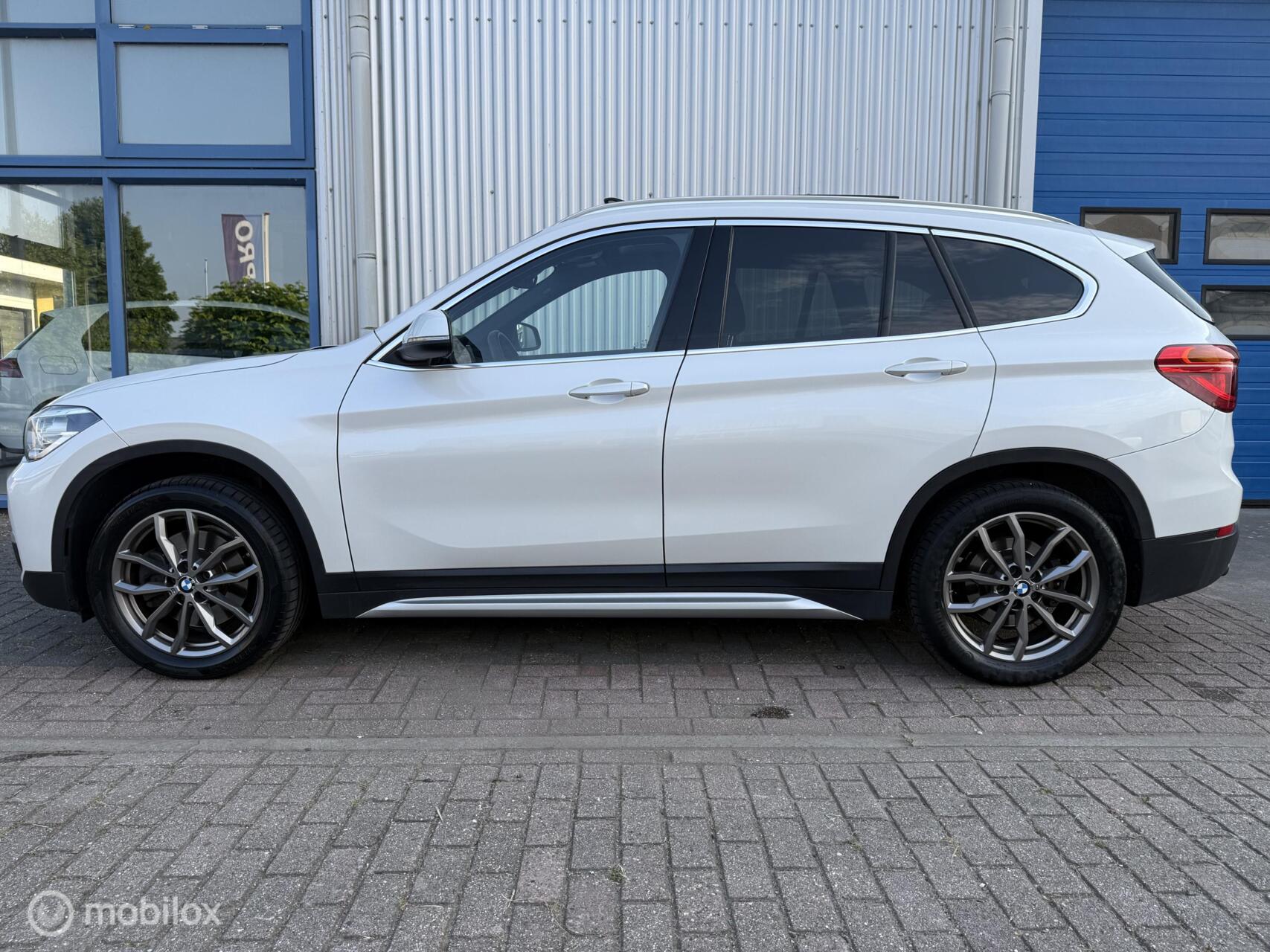 Foto van BMW X1 Sdrive20i