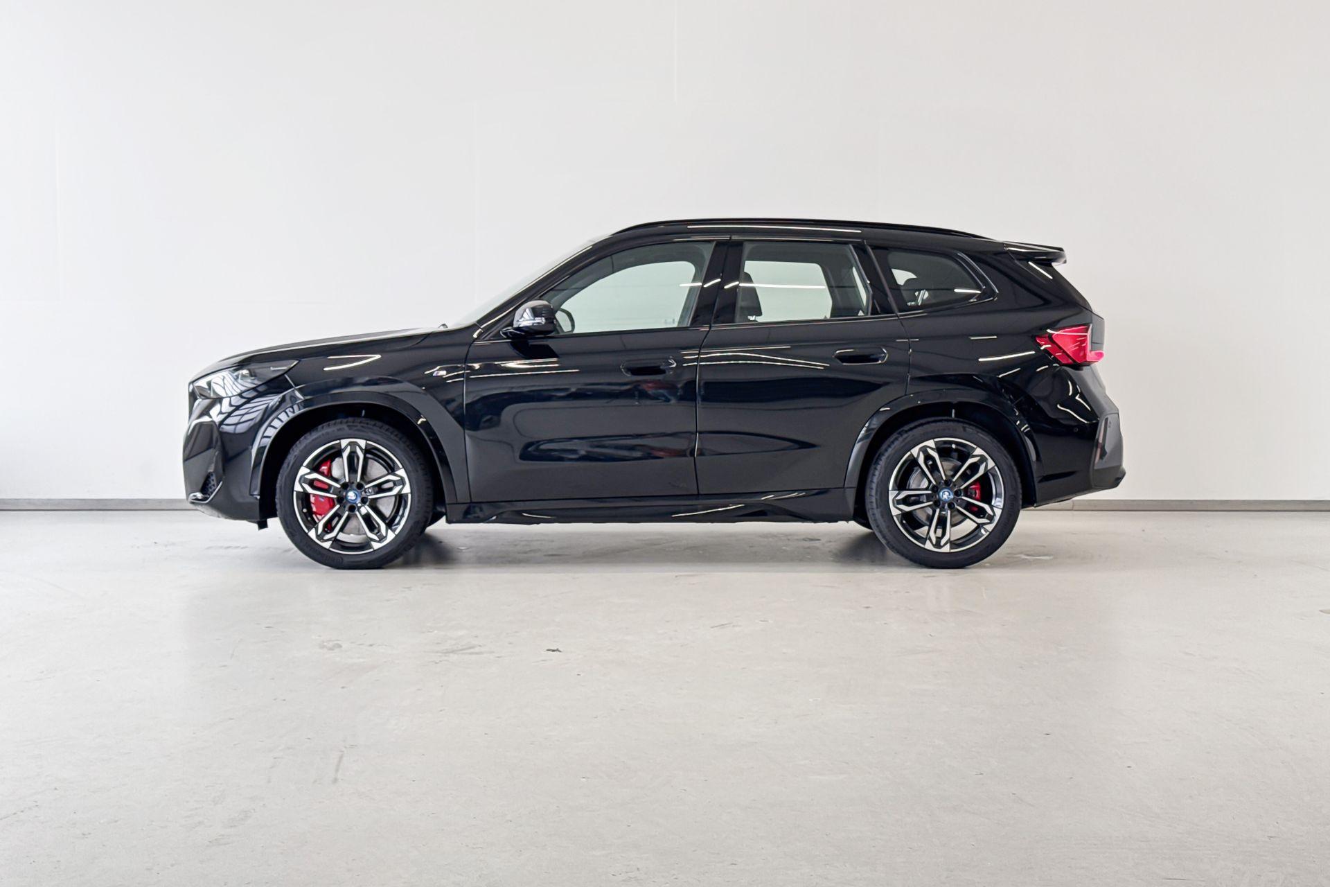Foto van BMW Ix1 Edrive20