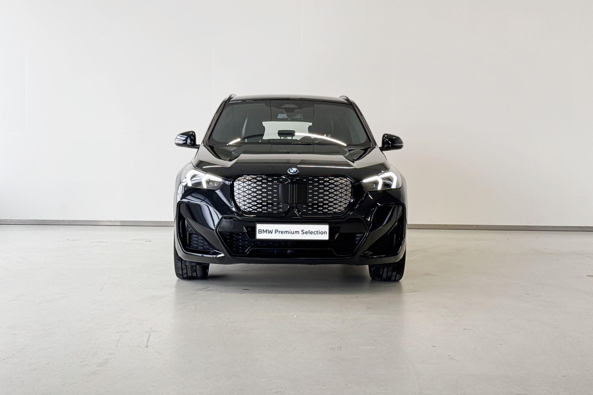 Foto van BMW Ix1 Edrive20