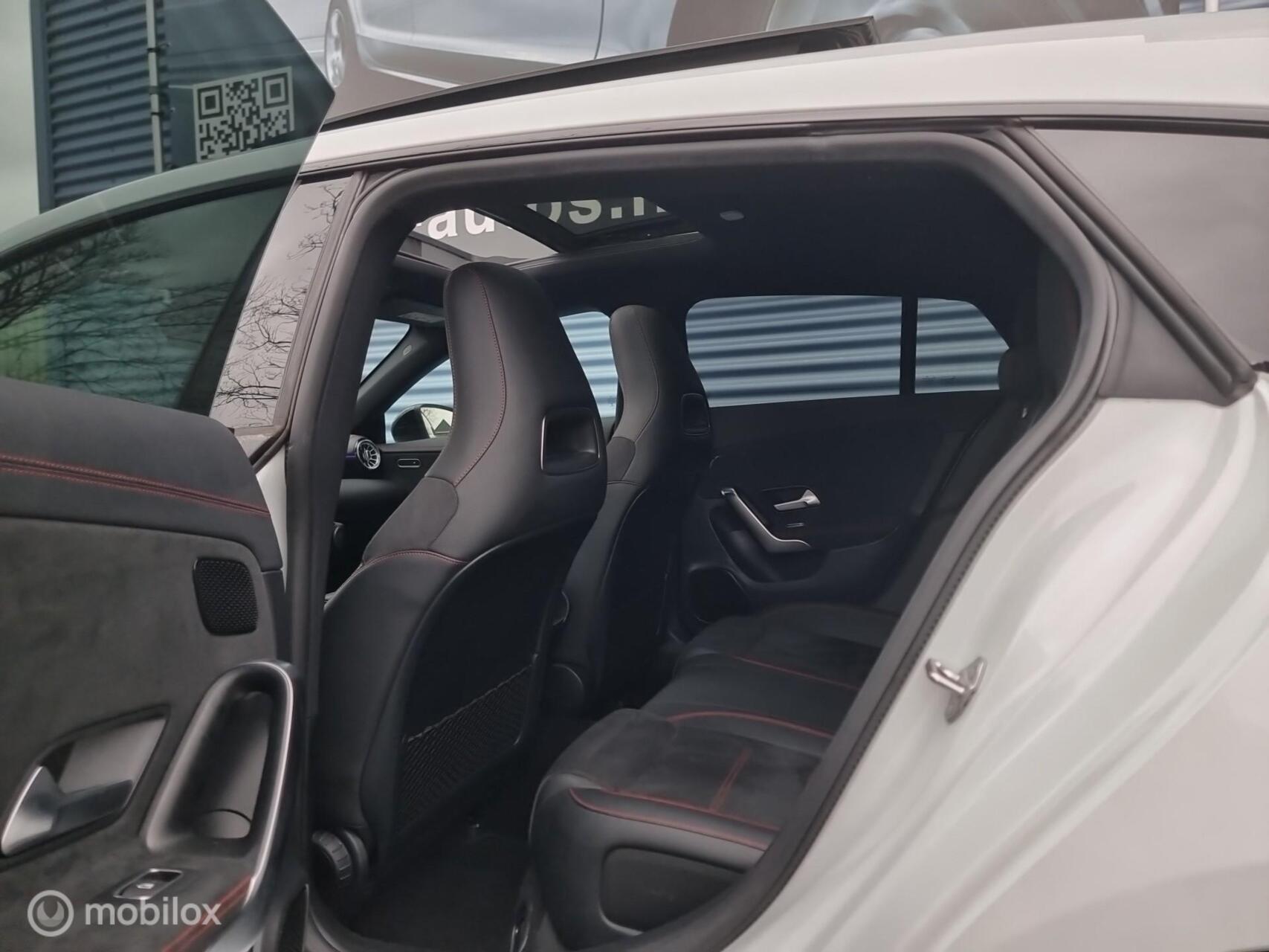 Foto van Mercedes-Benz Cla