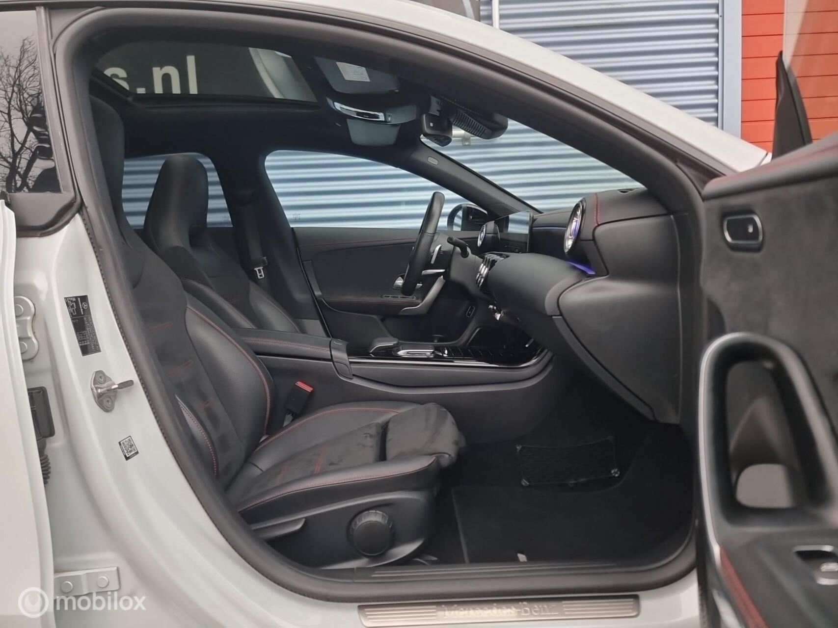 Foto van Mercedes-Benz Cla