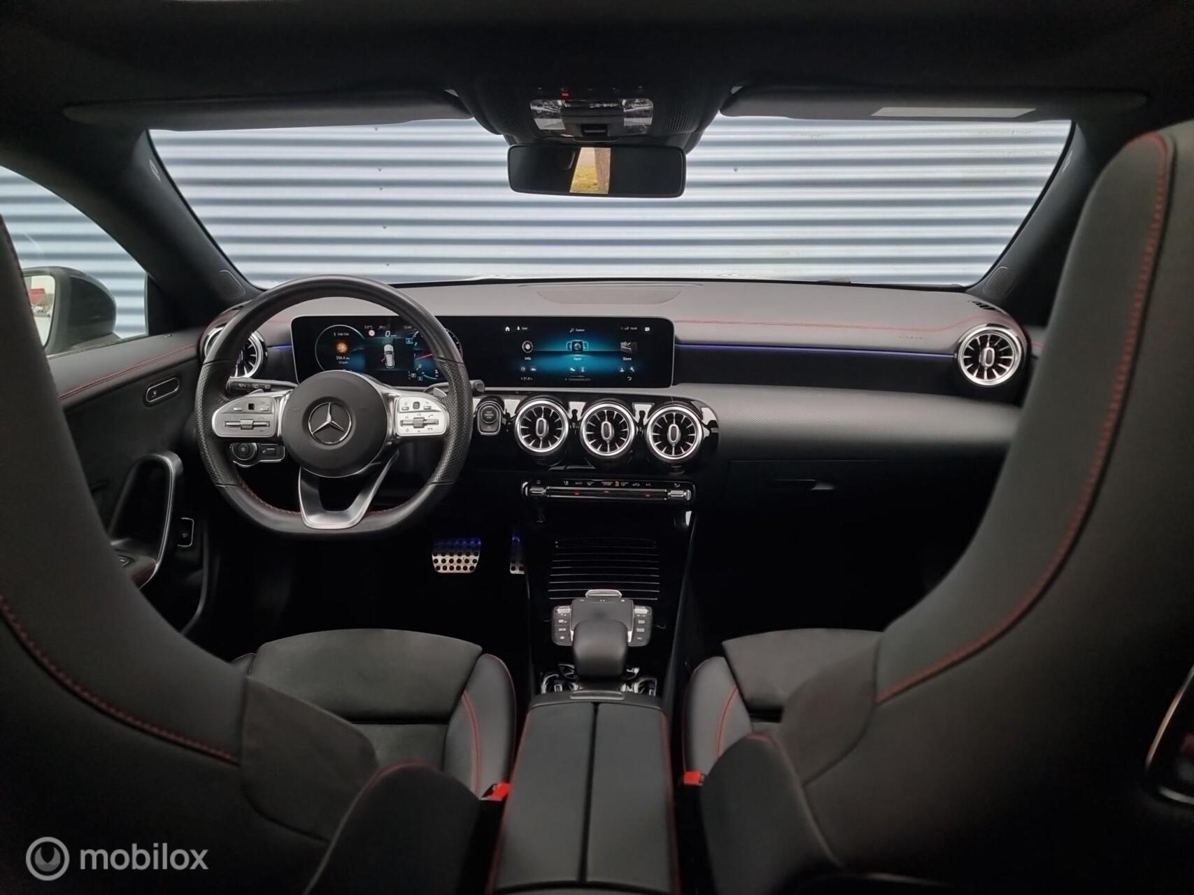 Foto van Mercedes-Benz Cla