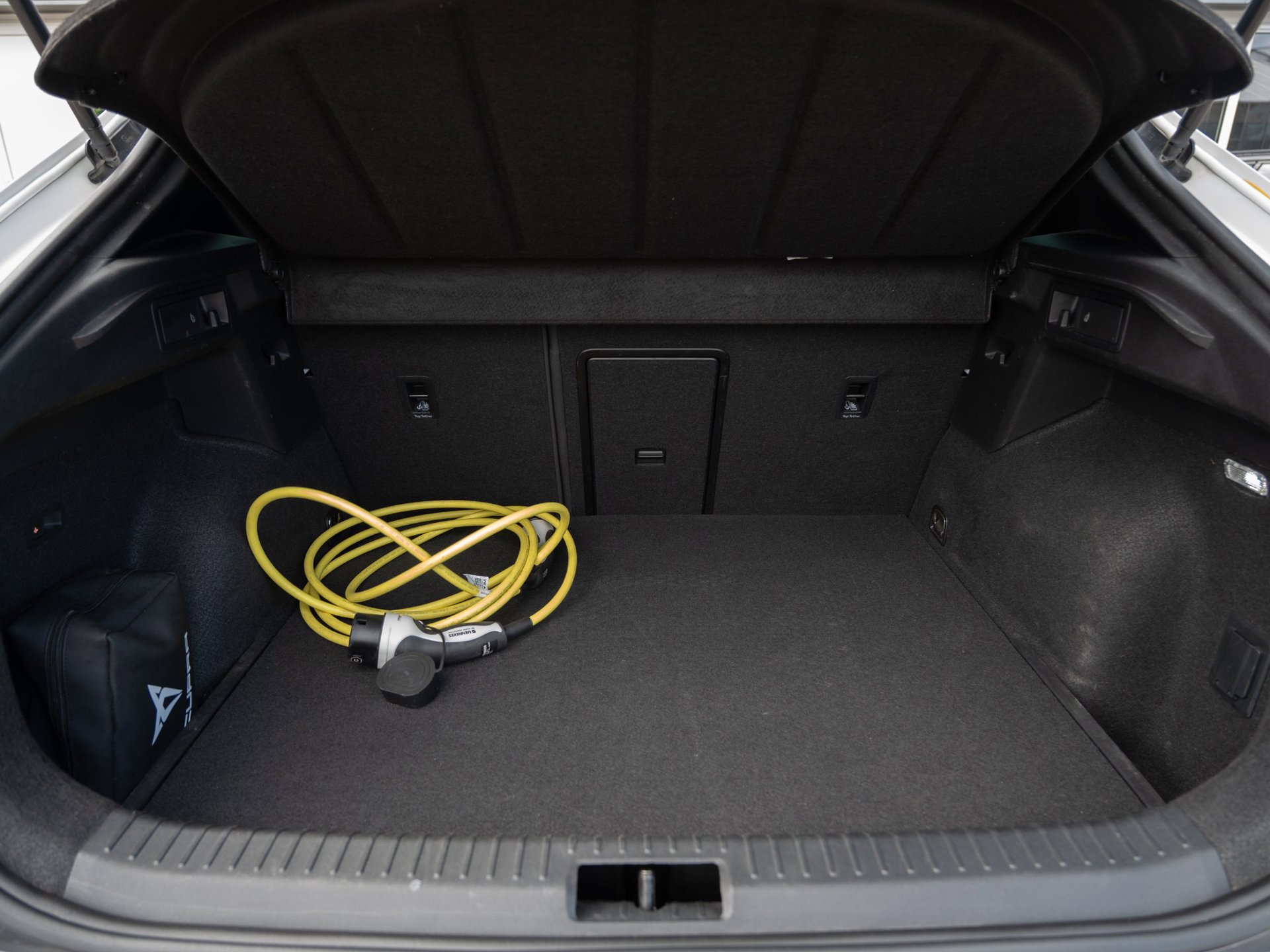 Foto van Cupra Formentor VZ E-hybrid