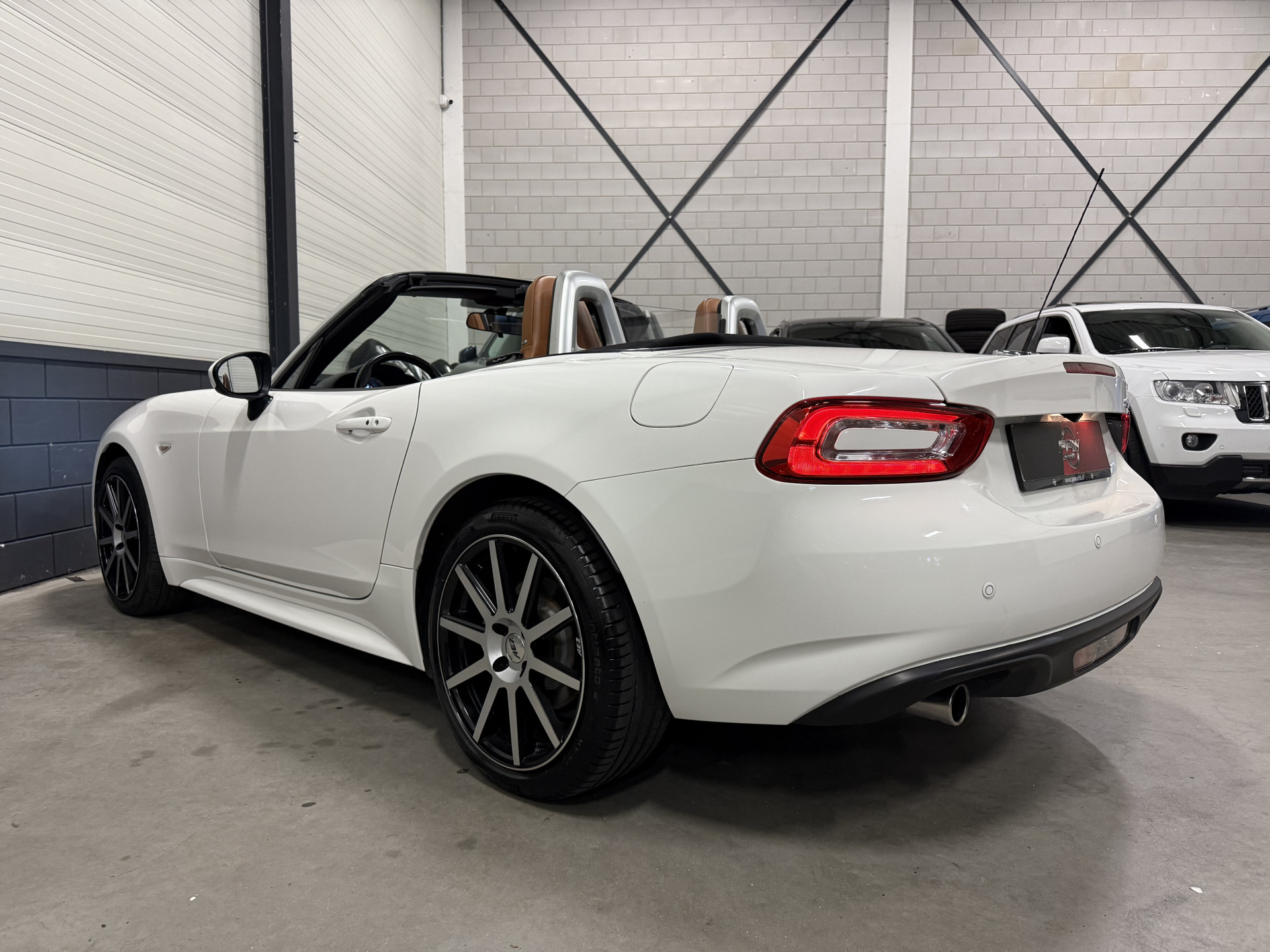 Foto van Fiat 124 Spider