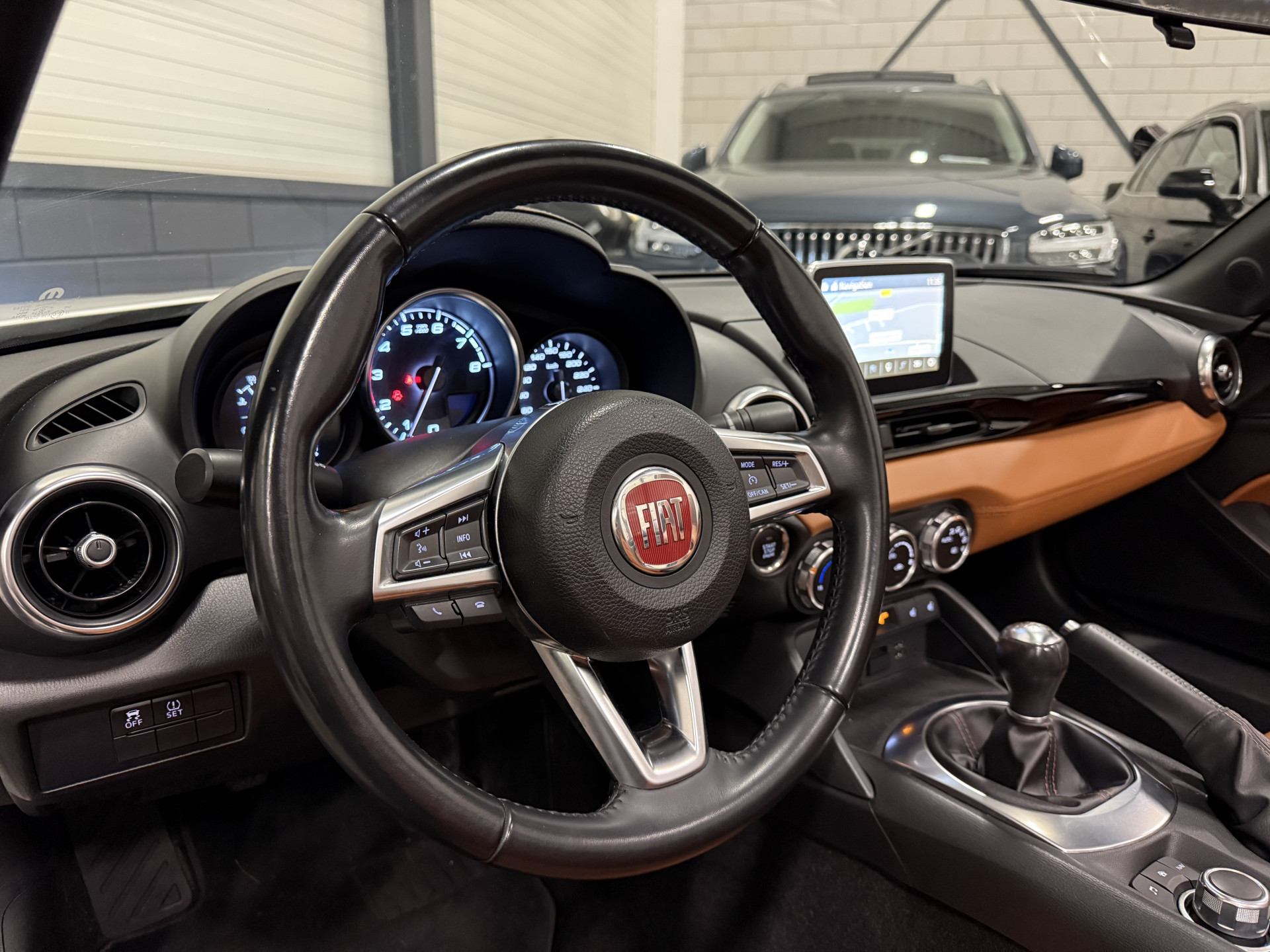 Foto van Fiat 124 Spider