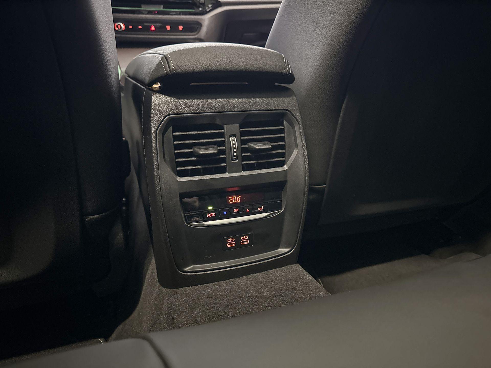 Foto van BMW 330e