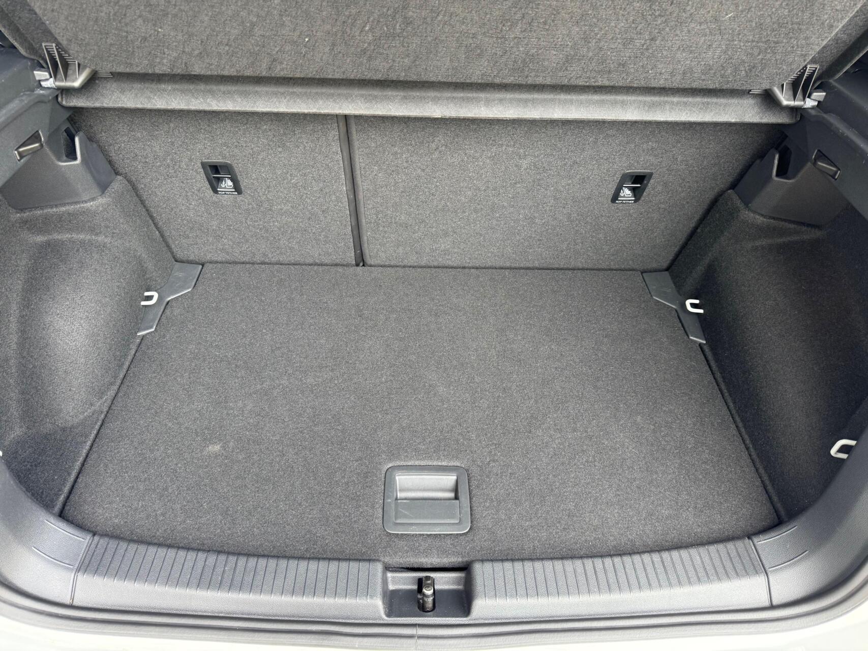 Foto van Volkswagen T-cross