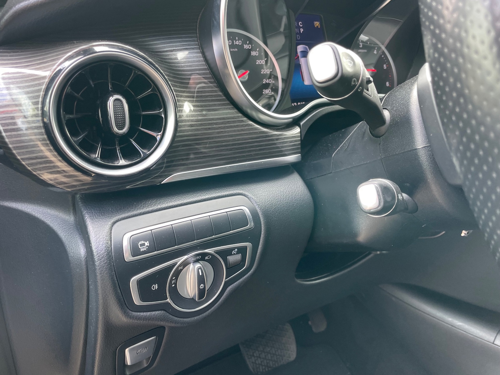 Foto van Mercedes-Benz V-klasse