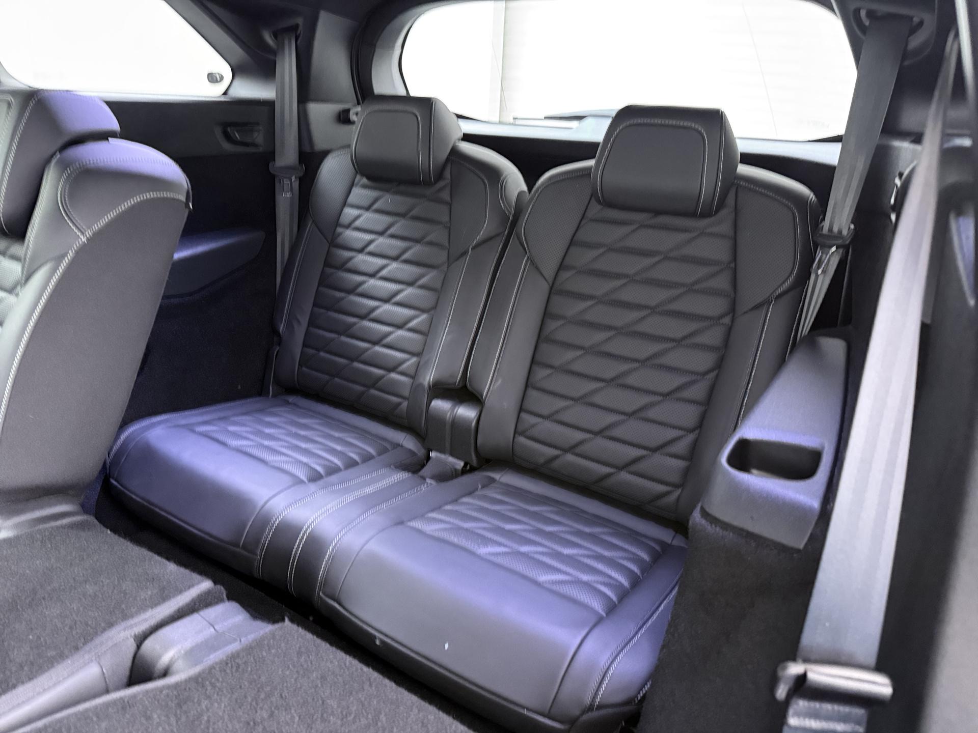 Foto van Peugeot E-5008