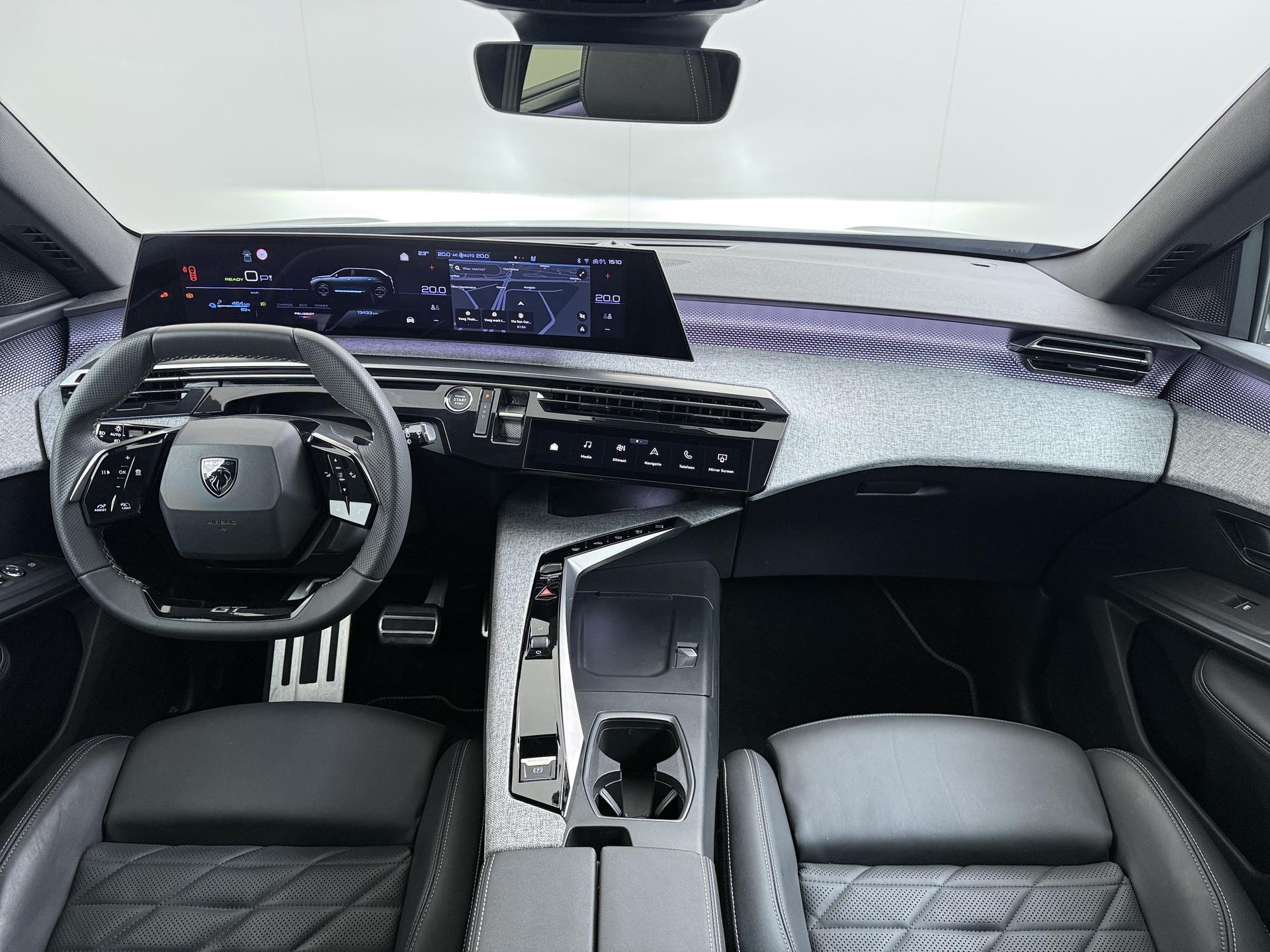 Foto van Peugeot E-5008