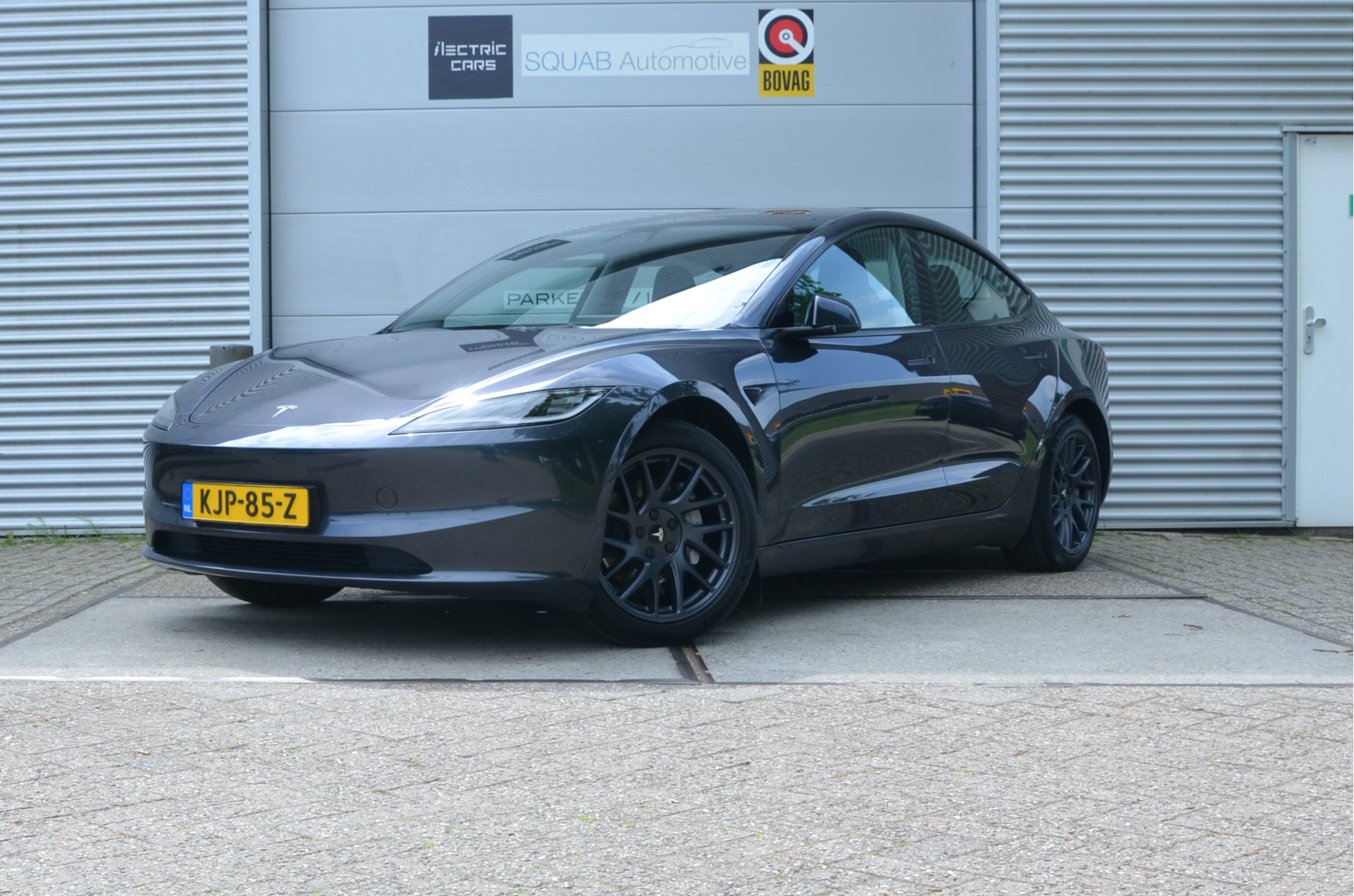 Tesla Model 3 RWD 60 kWh 2023 - voorkant