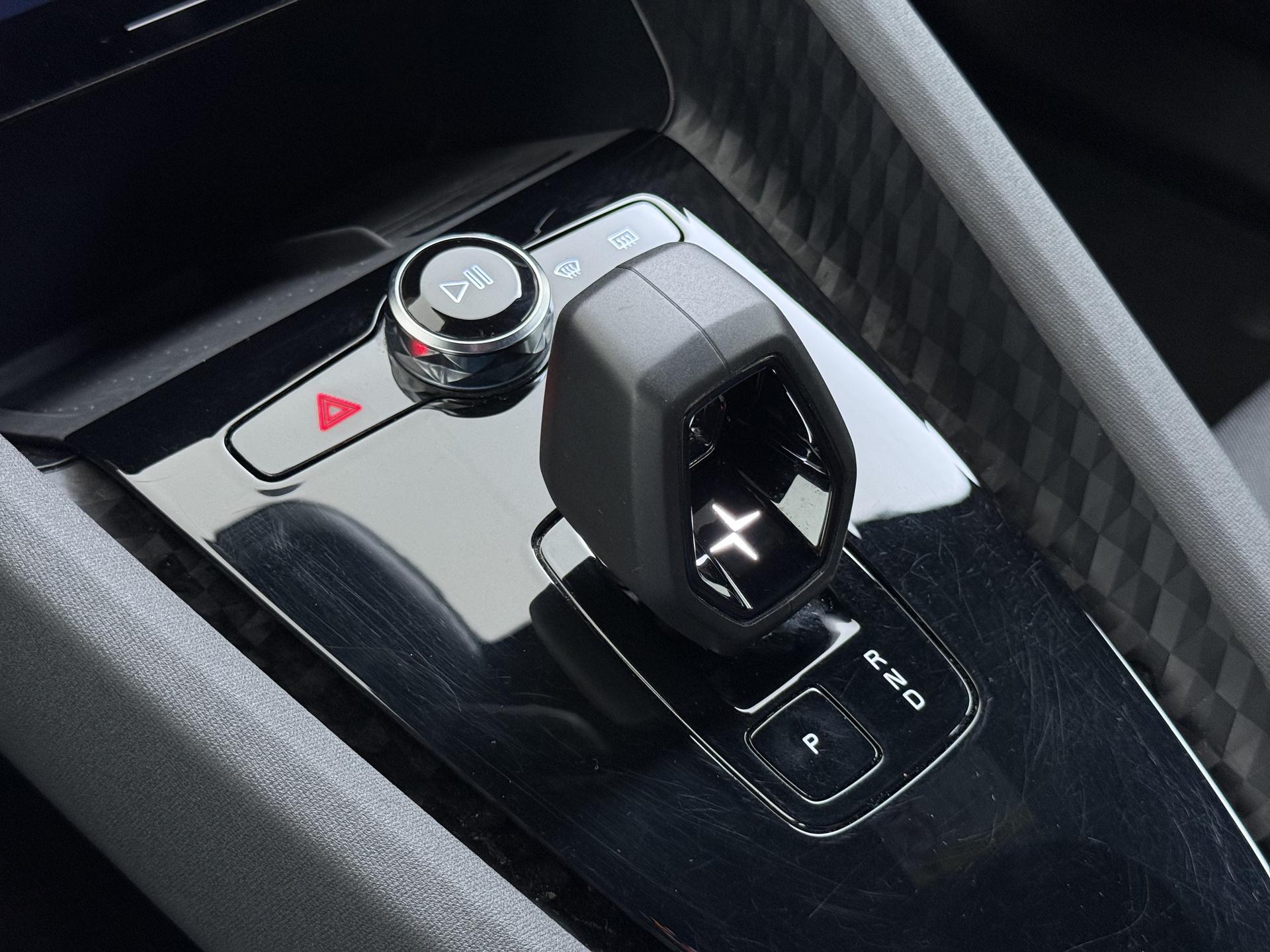 Foto van Polestar 2