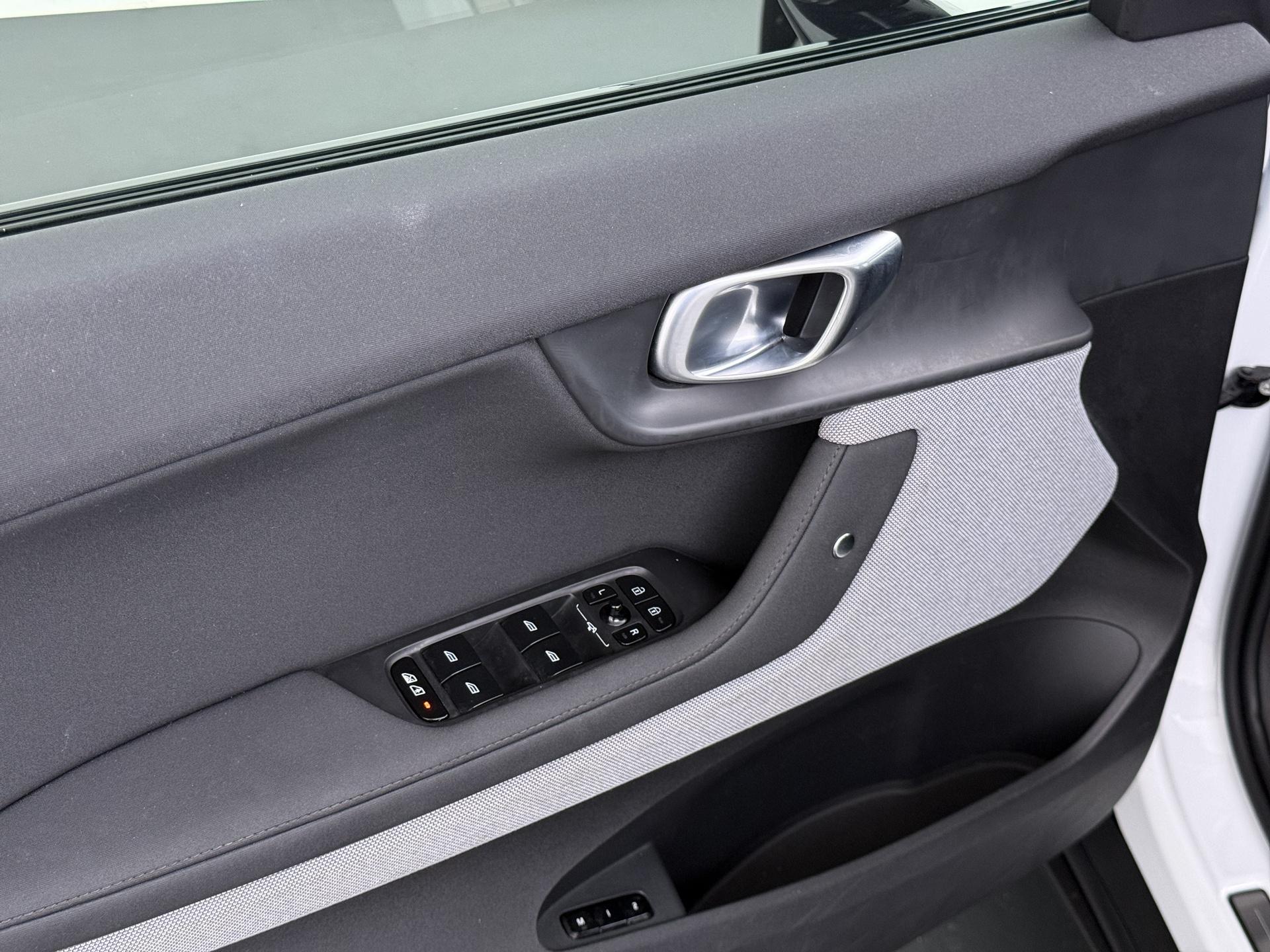Foto van Polestar 2