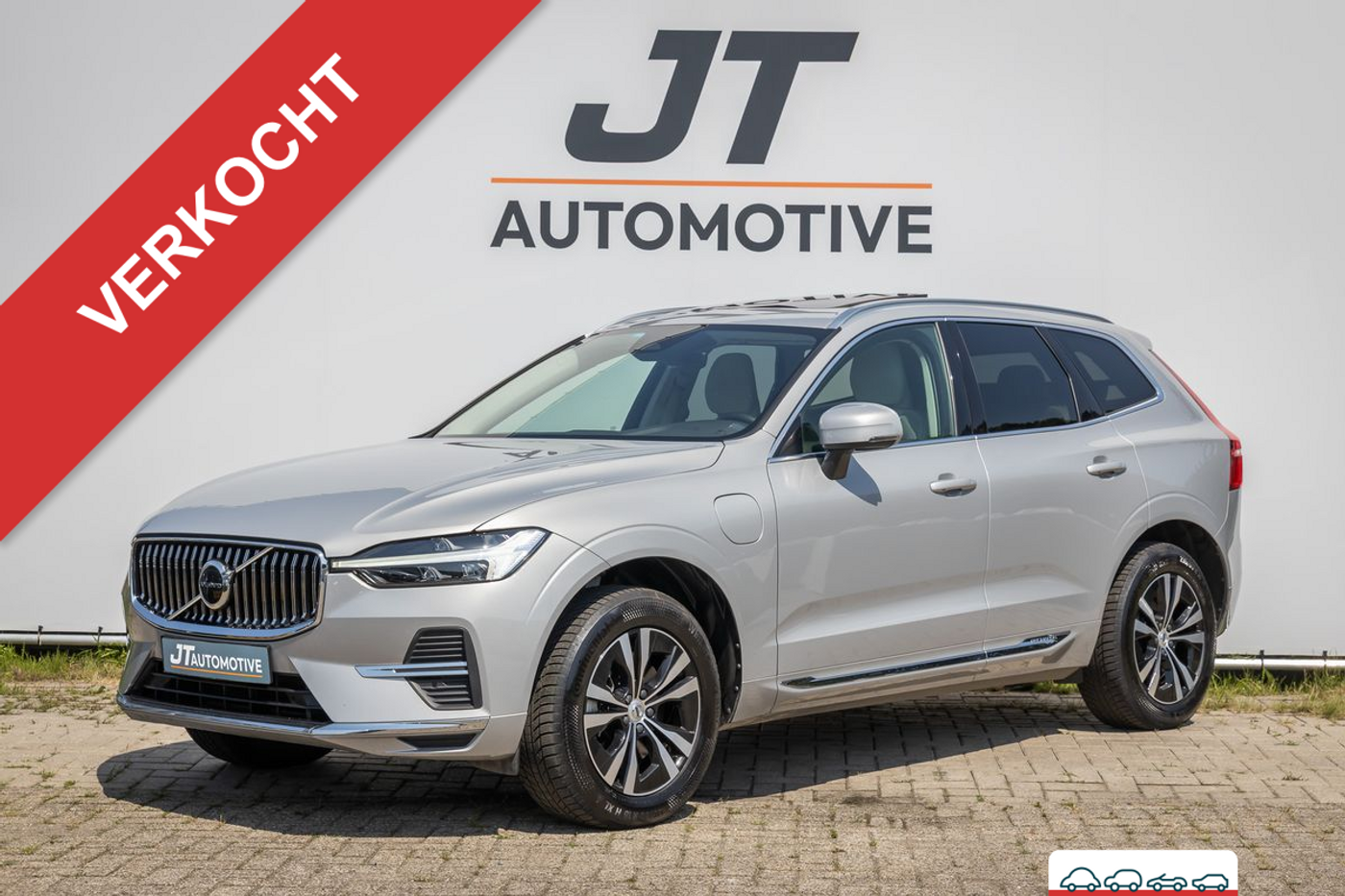 Volvo Xc60 2.0 T6 AWD C. Bright Pano | Elektrische stoelen | Adaptive cruise | Voorruitverwarming | Carplay | Elektrische kofferbak | Camer 2023 - voorkant