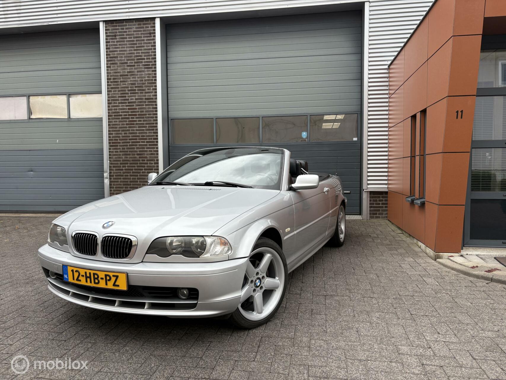 BMW 3-serie Cabrio 320Ci + hardtop 2001 - voorkant