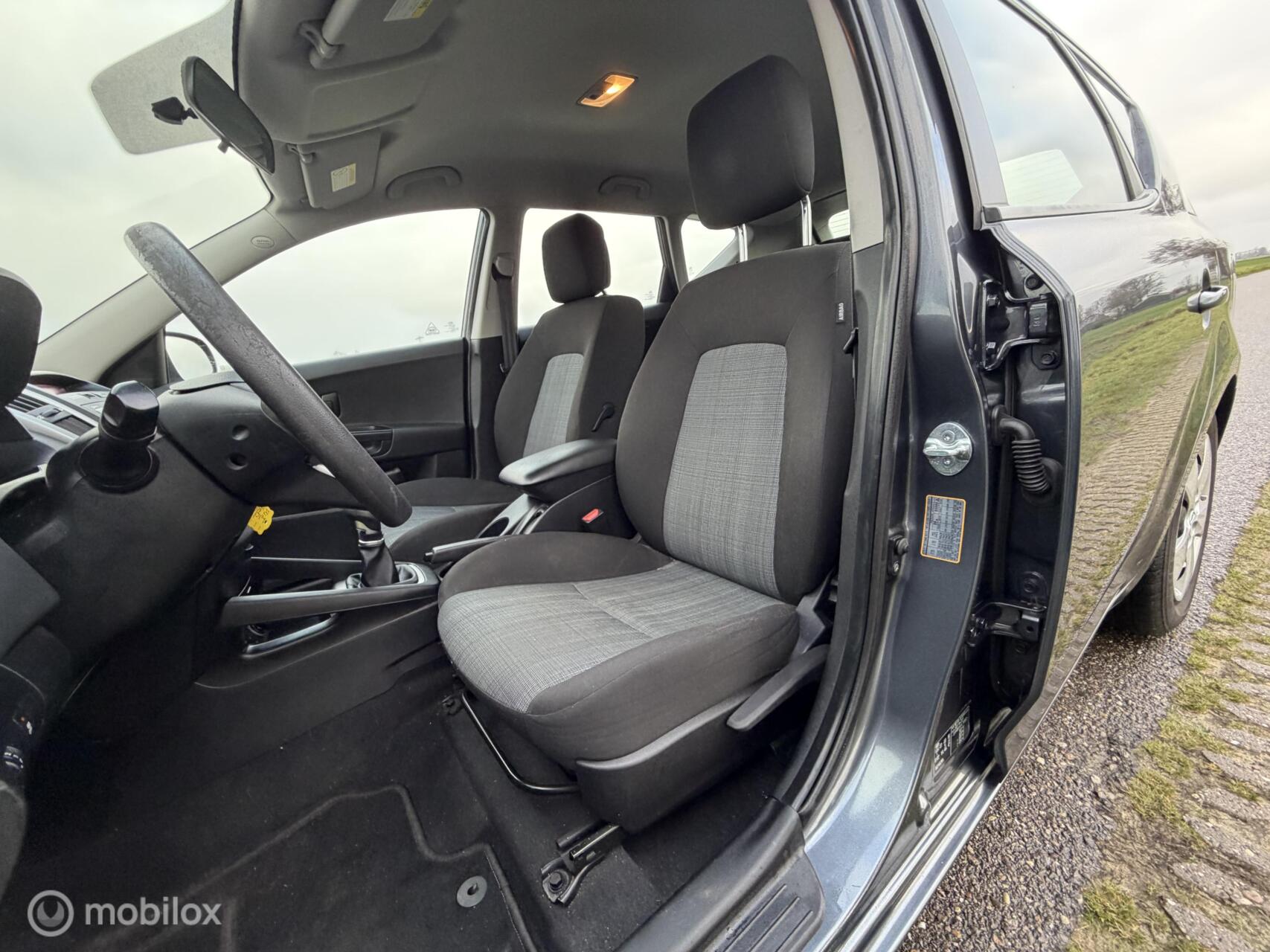 Foto van Kia Cee D