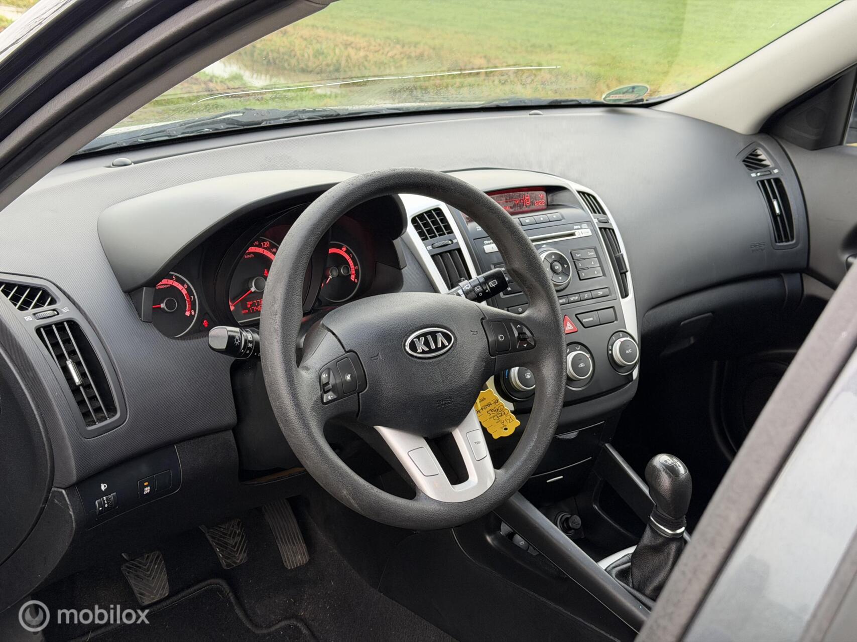 Foto van Kia Cee D