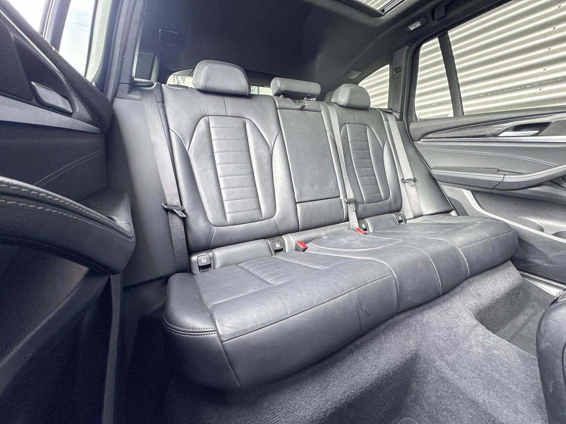 Foto van BMW X3 Xdrive20i