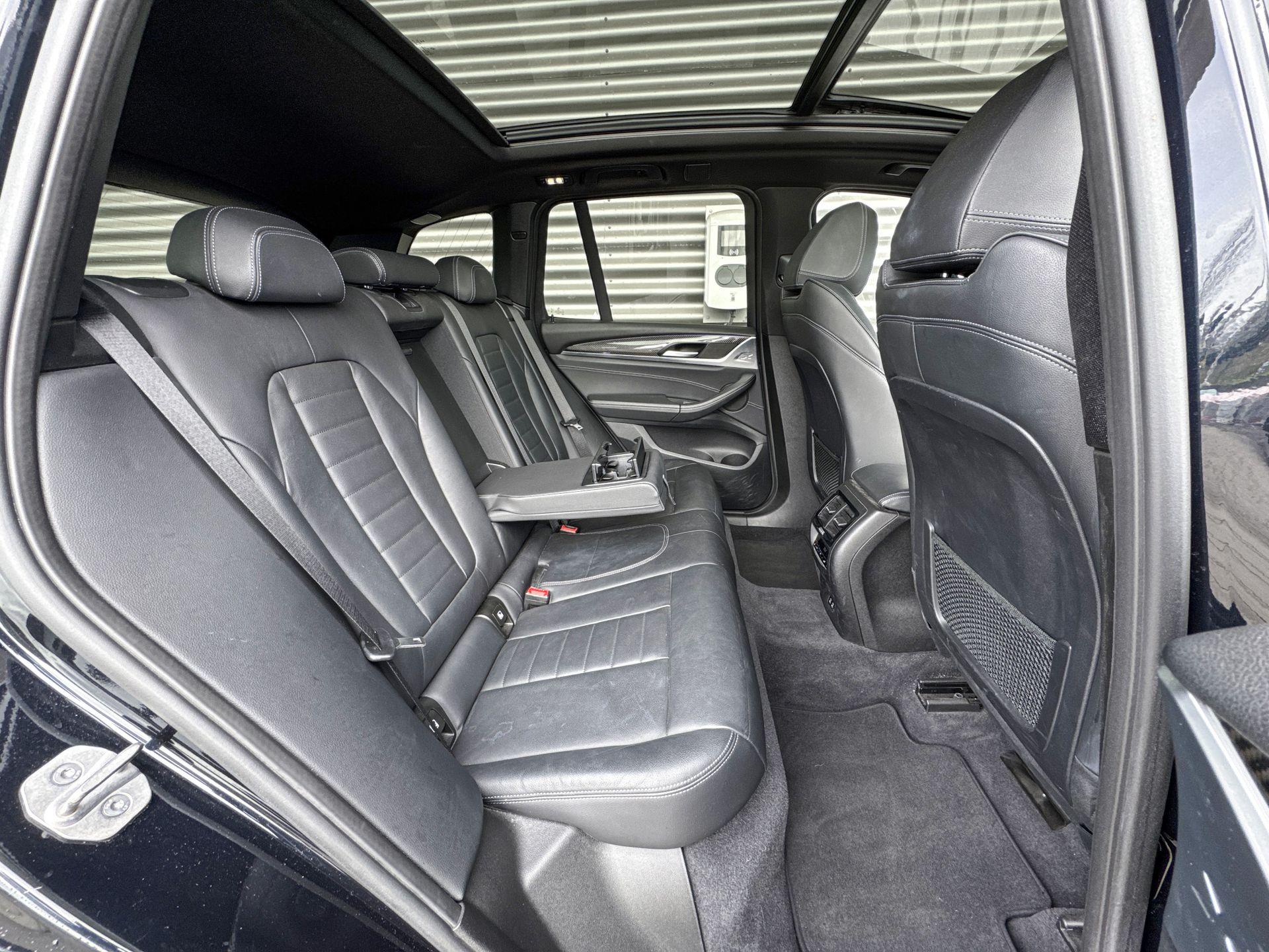 Foto van BMW X3 Xdrive20i