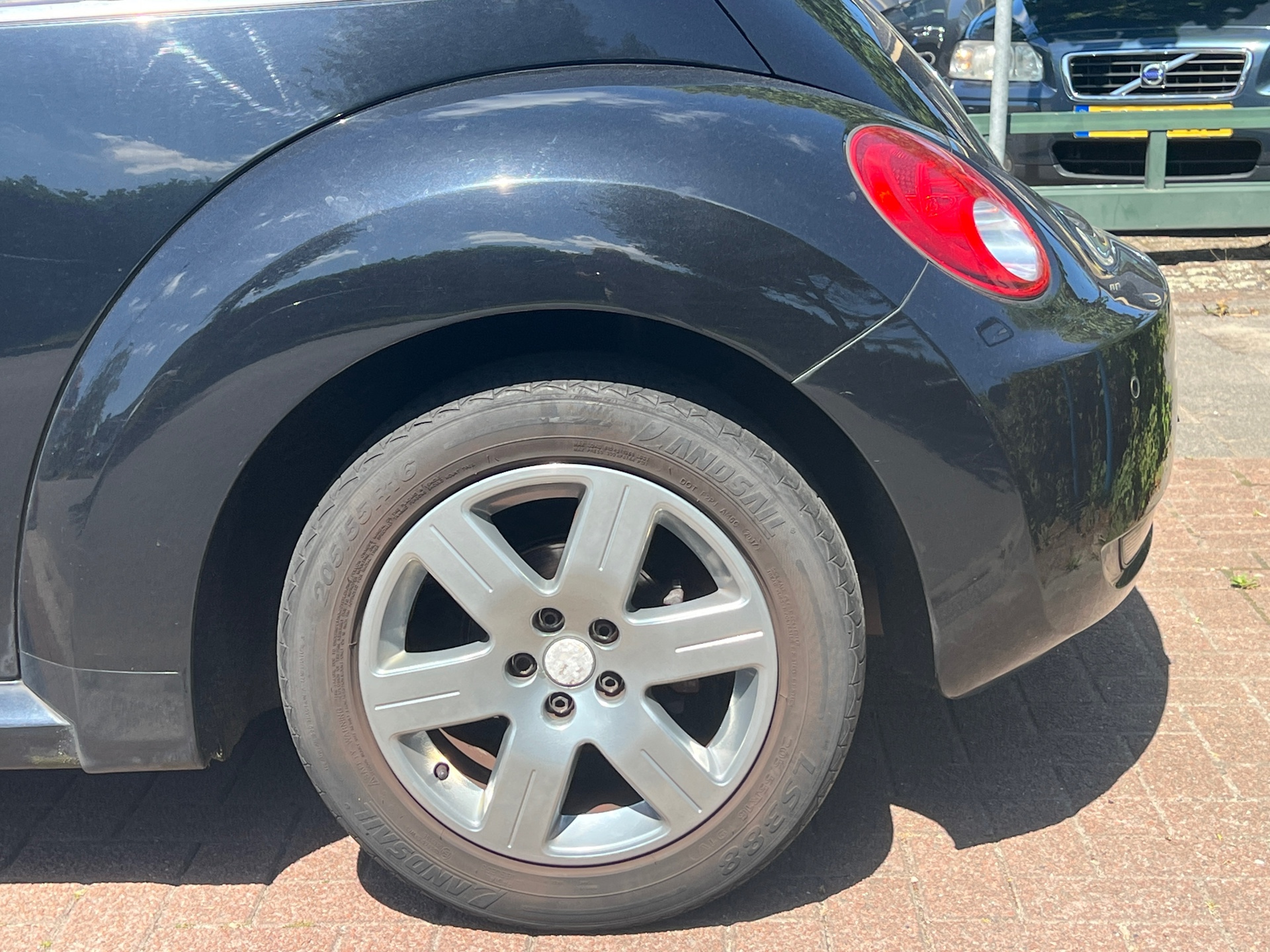 Foto van Volkswagen New Beetle Cabriolet