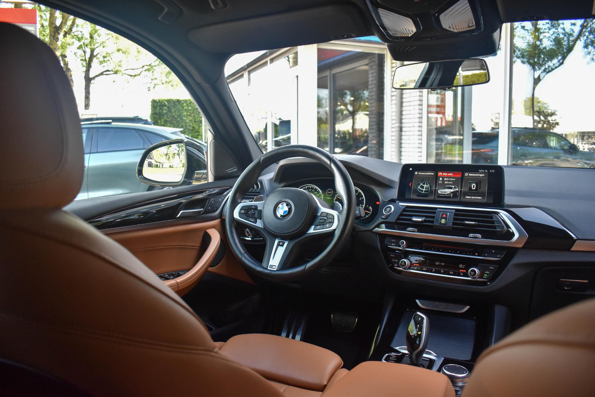 Foto van BMW X3 Xdrive20i