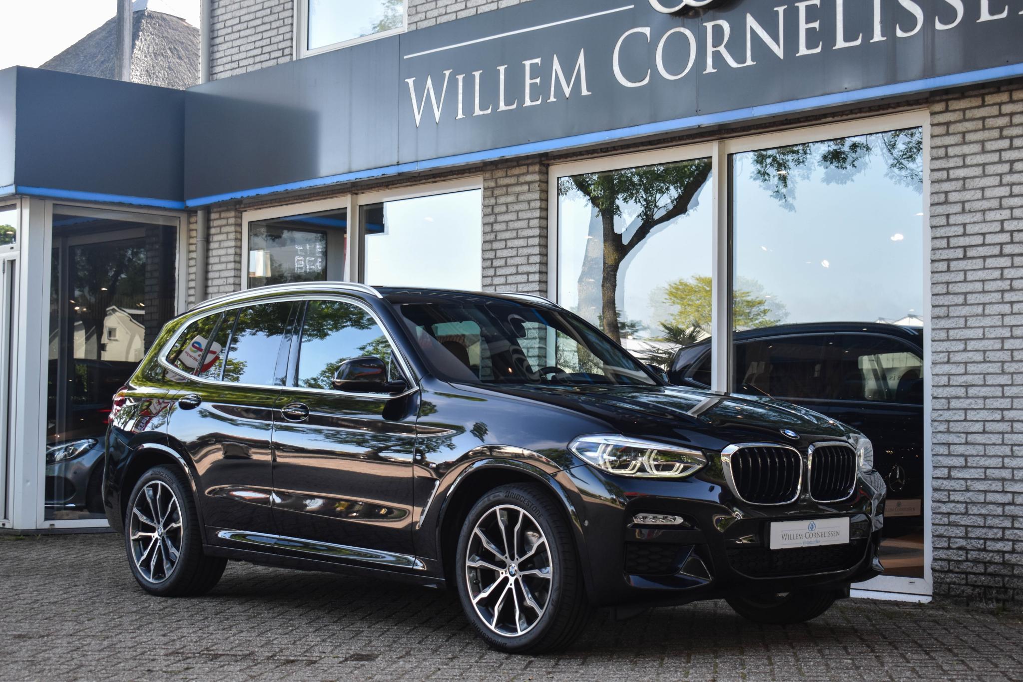 Foto van BMW X3 Xdrive20i