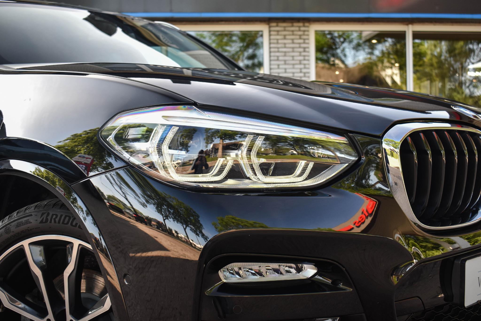 Foto van BMW X3 Xdrive20i