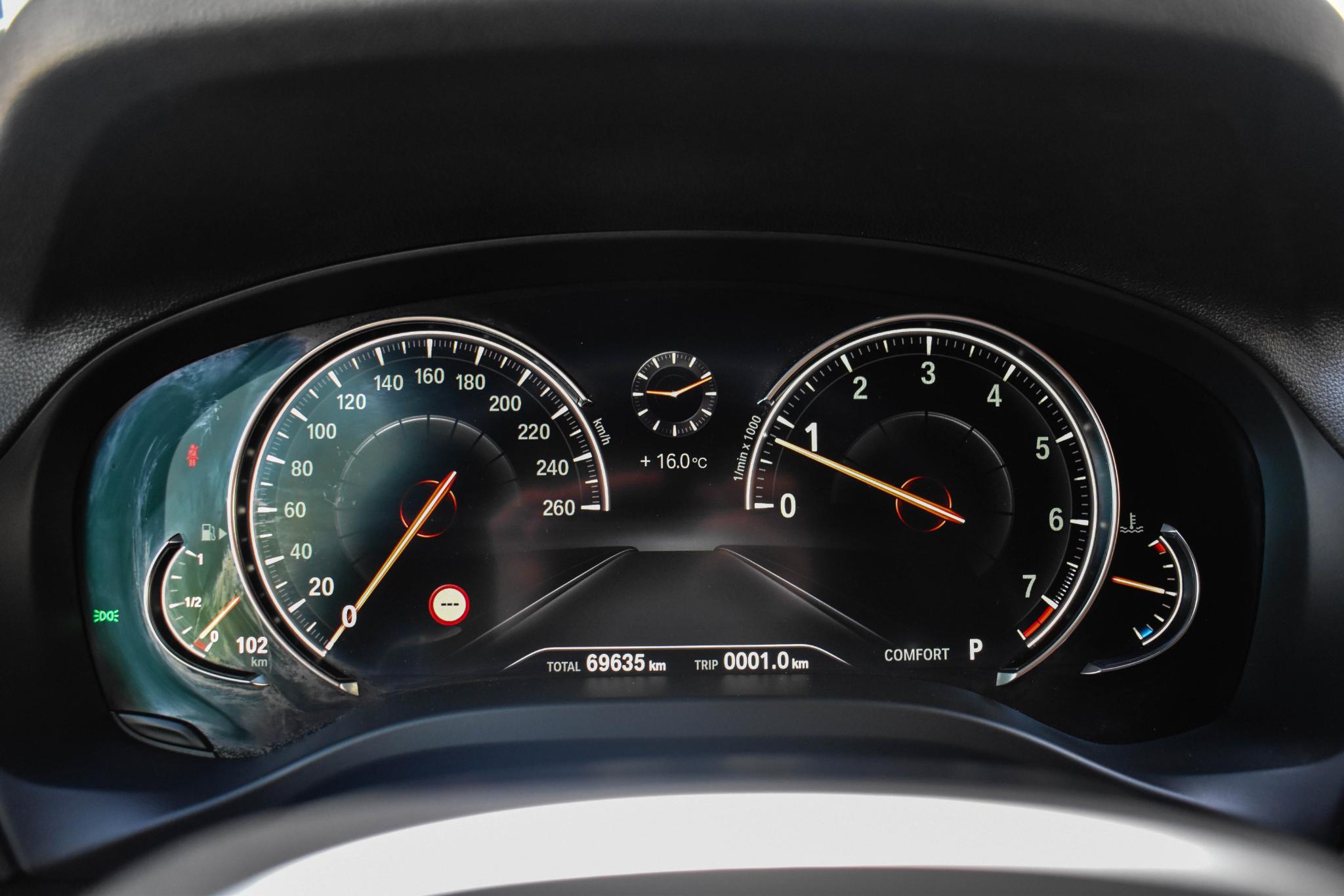 Foto van BMW X3 Xdrive20i