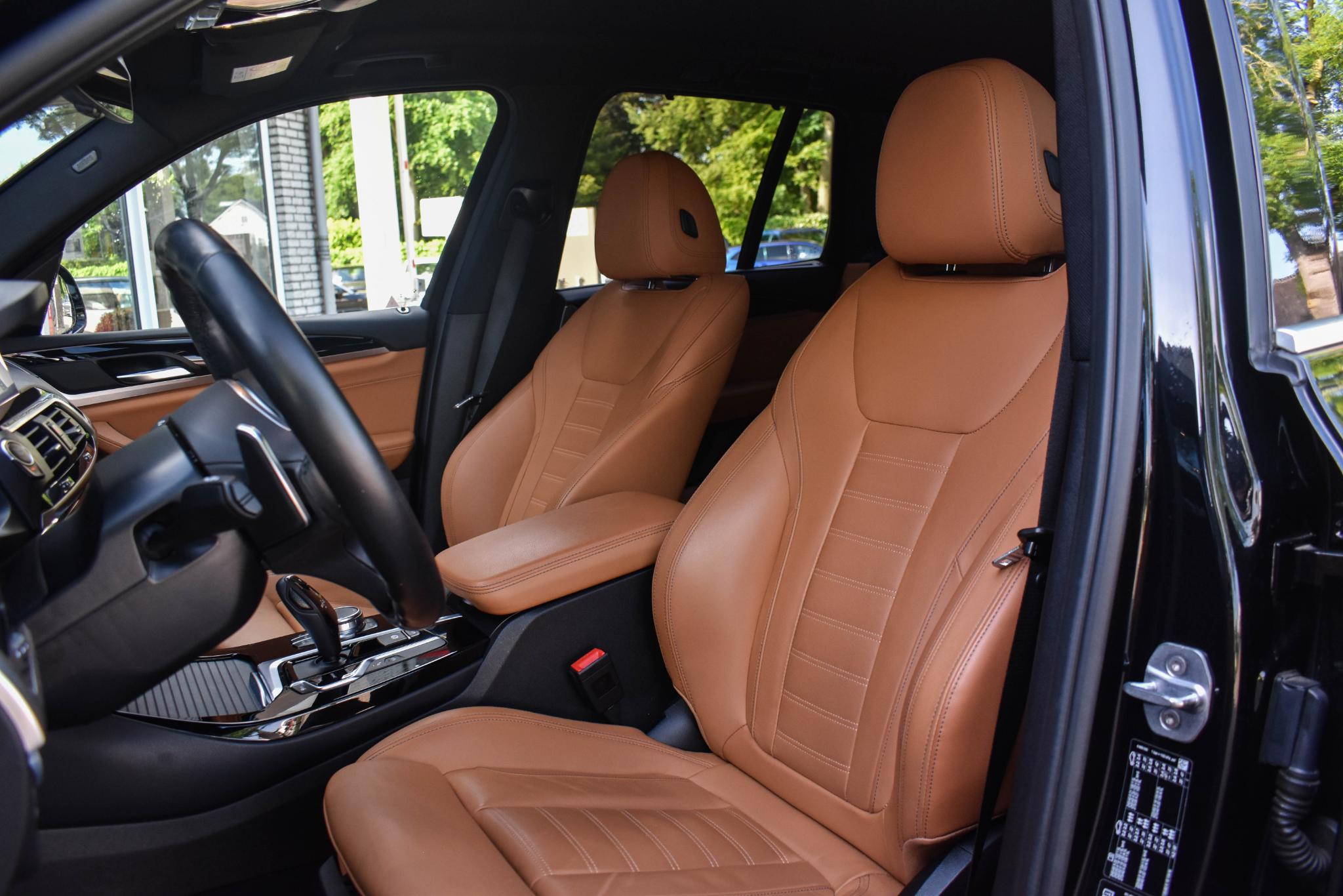 Foto van BMW X3 Xdrive20i