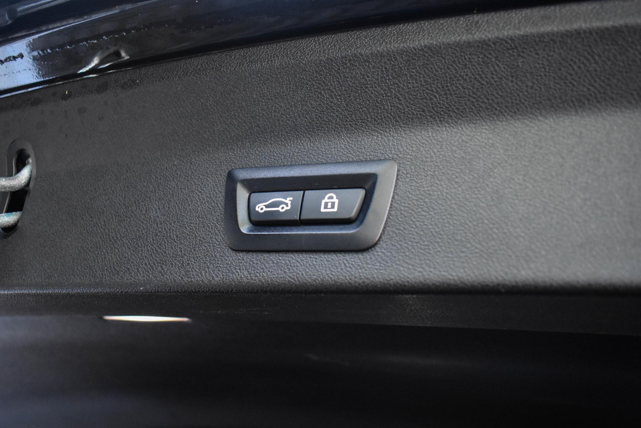 Foto van BMW X3 Xdrive20i