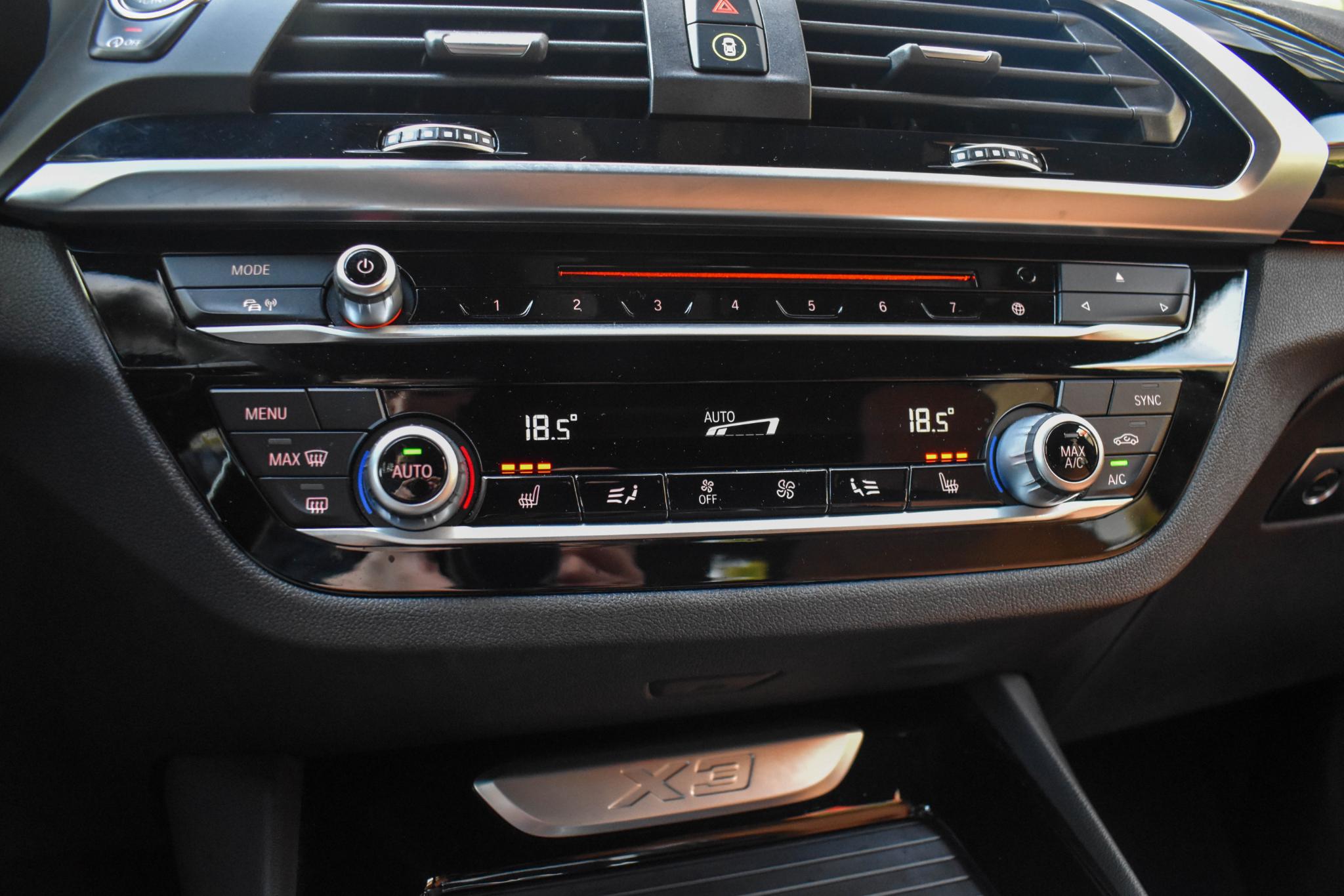 Foto van BMW X3 Xdrive20i