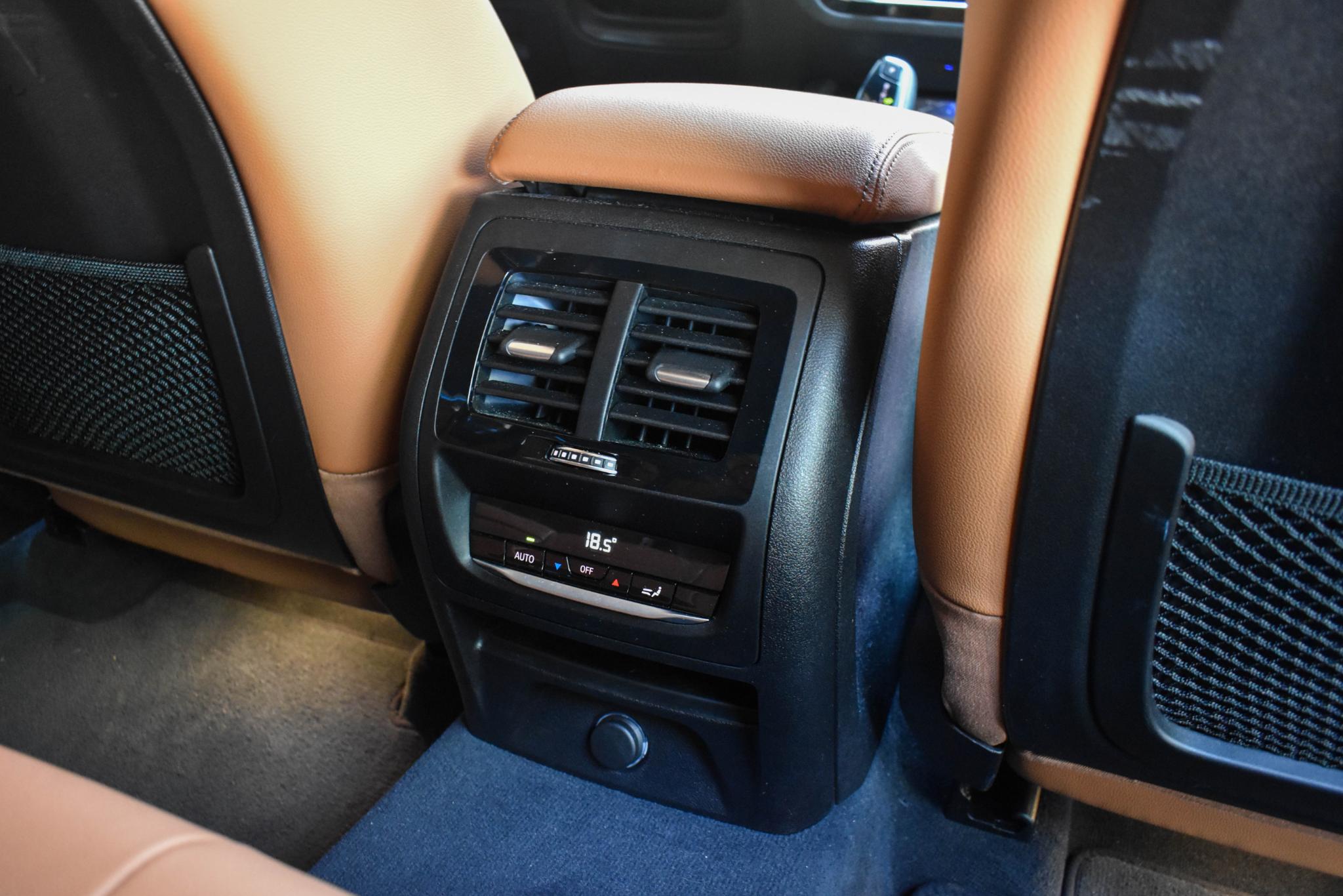 Foto van BMW X3 Xdrive20i