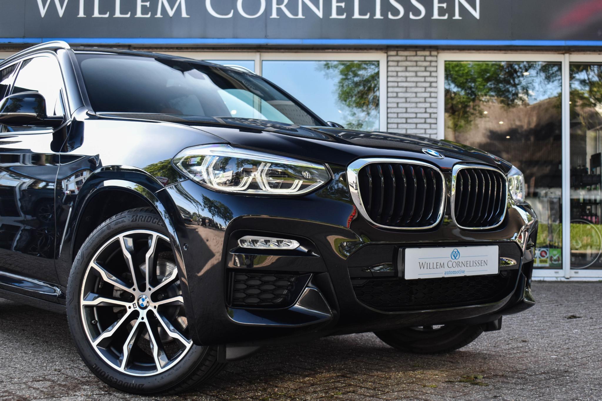 Foto van BMW X3 Xdrive20i