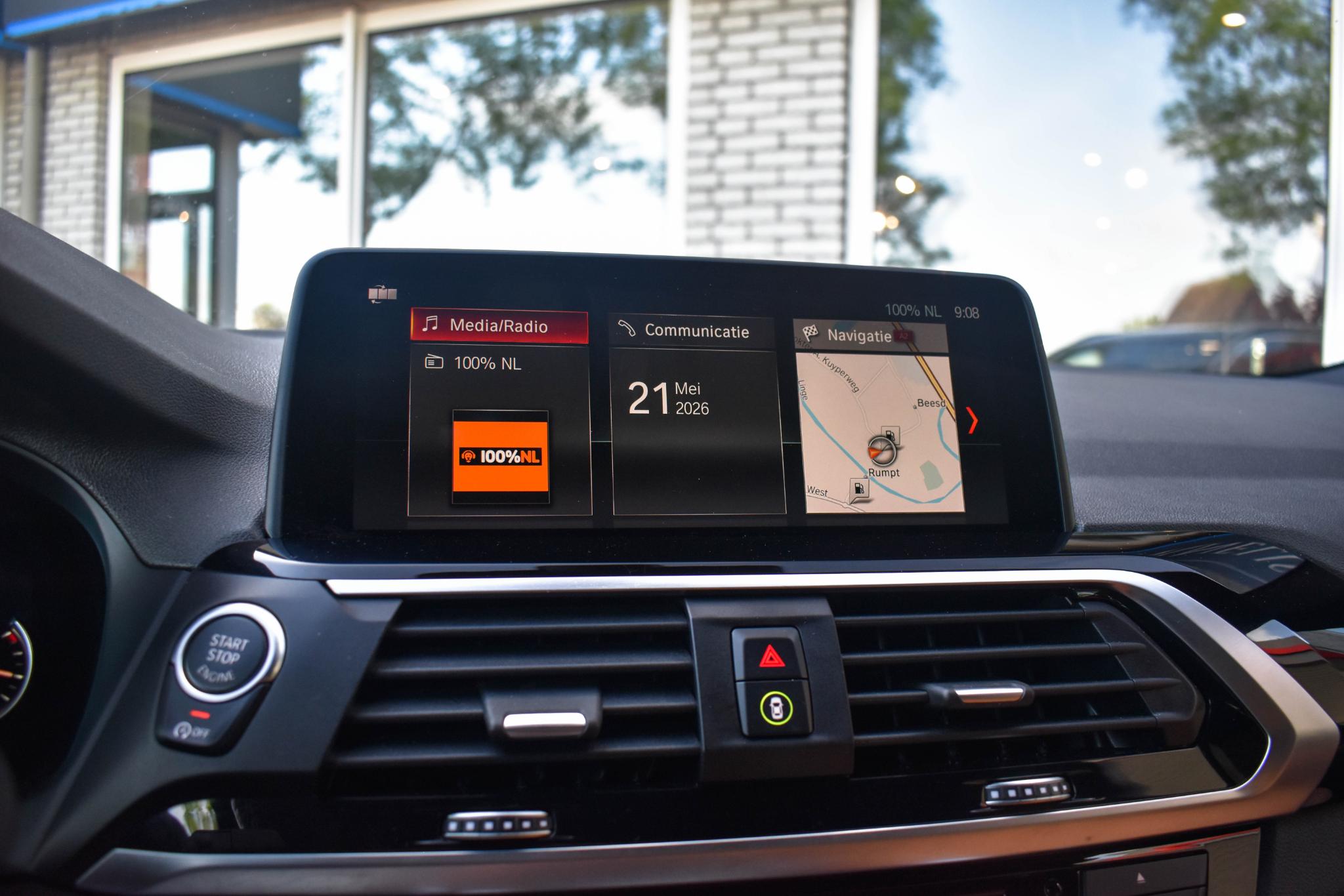 Foto van BMW X3 Xdrive20i