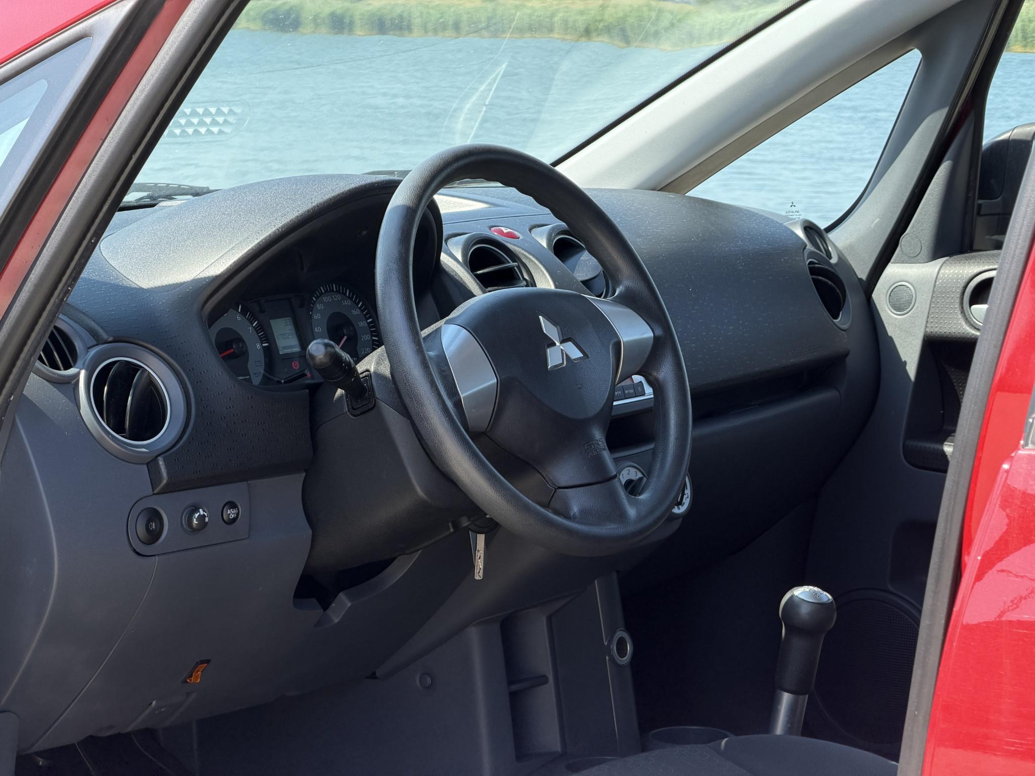Foto van Mitsubishi Mitsubishi Colt