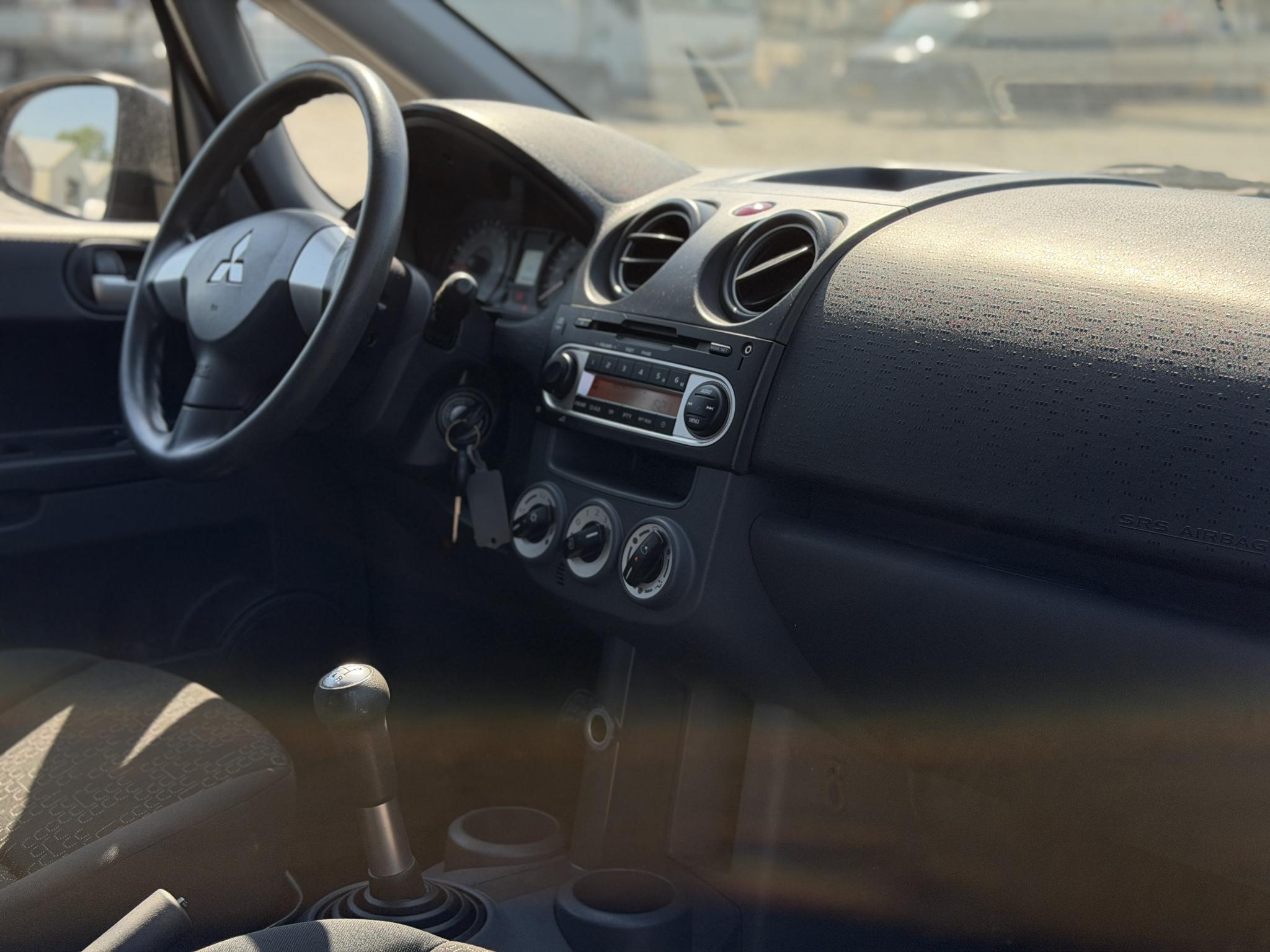Foto van Mitsubishi Mitsubishi Colt