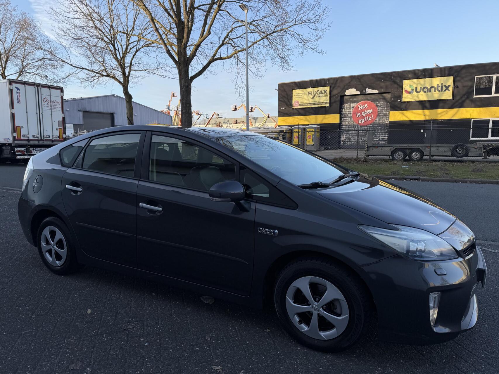 Foto van Toyota Toyota Prius Plug-in Hybrid