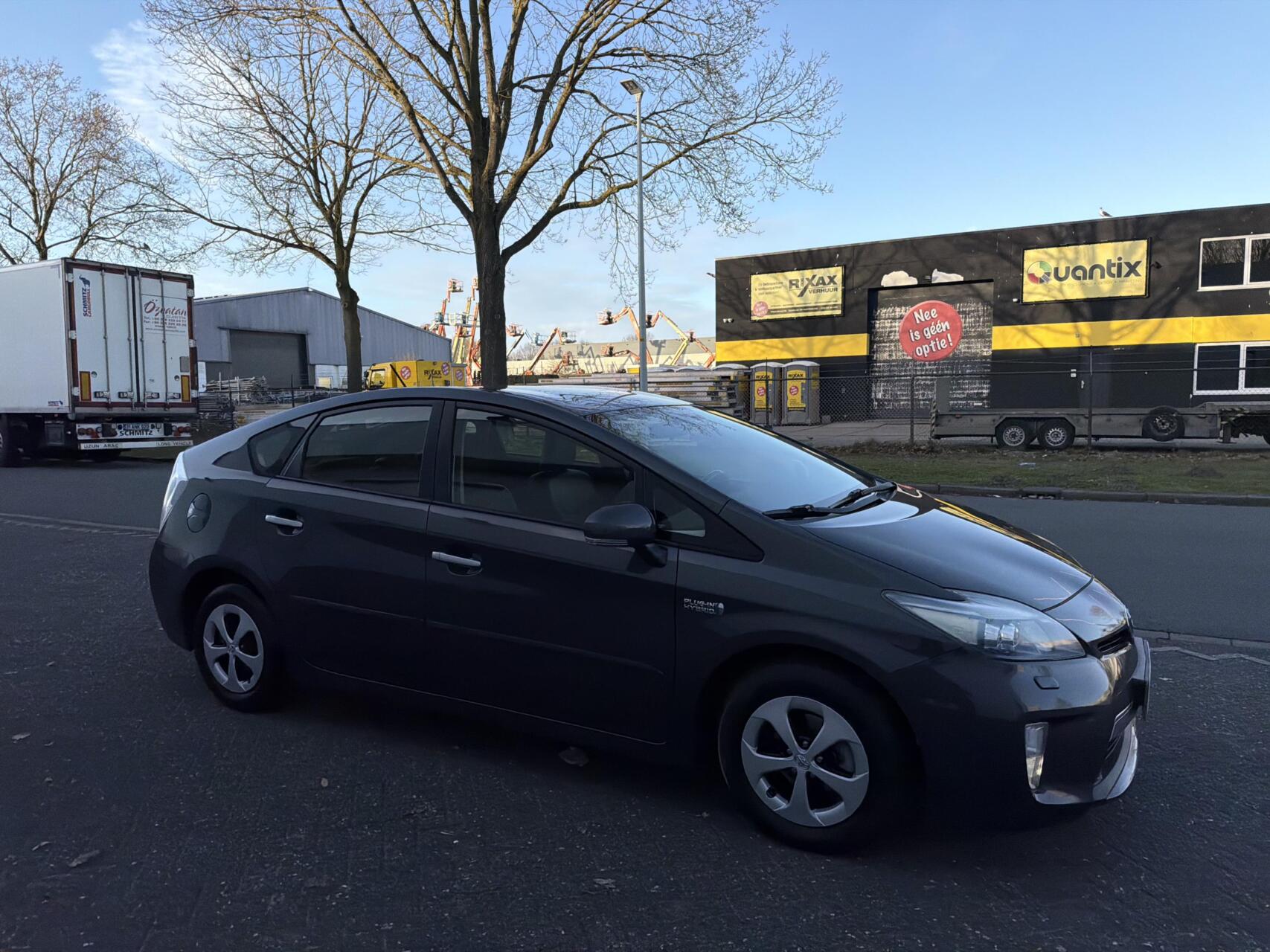 Foto van Toyota Toyota Prius Plug-in Hybrid