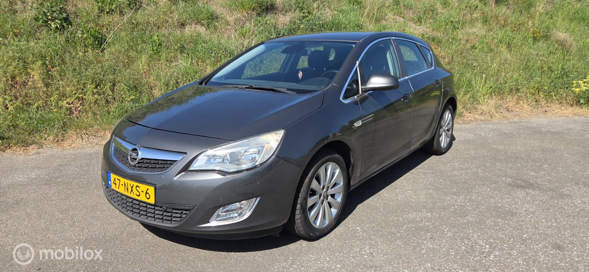 Opel Astra 1.4 Turbo Sport 120PK/5d/clima/trekh/etc 2010 - voorkant