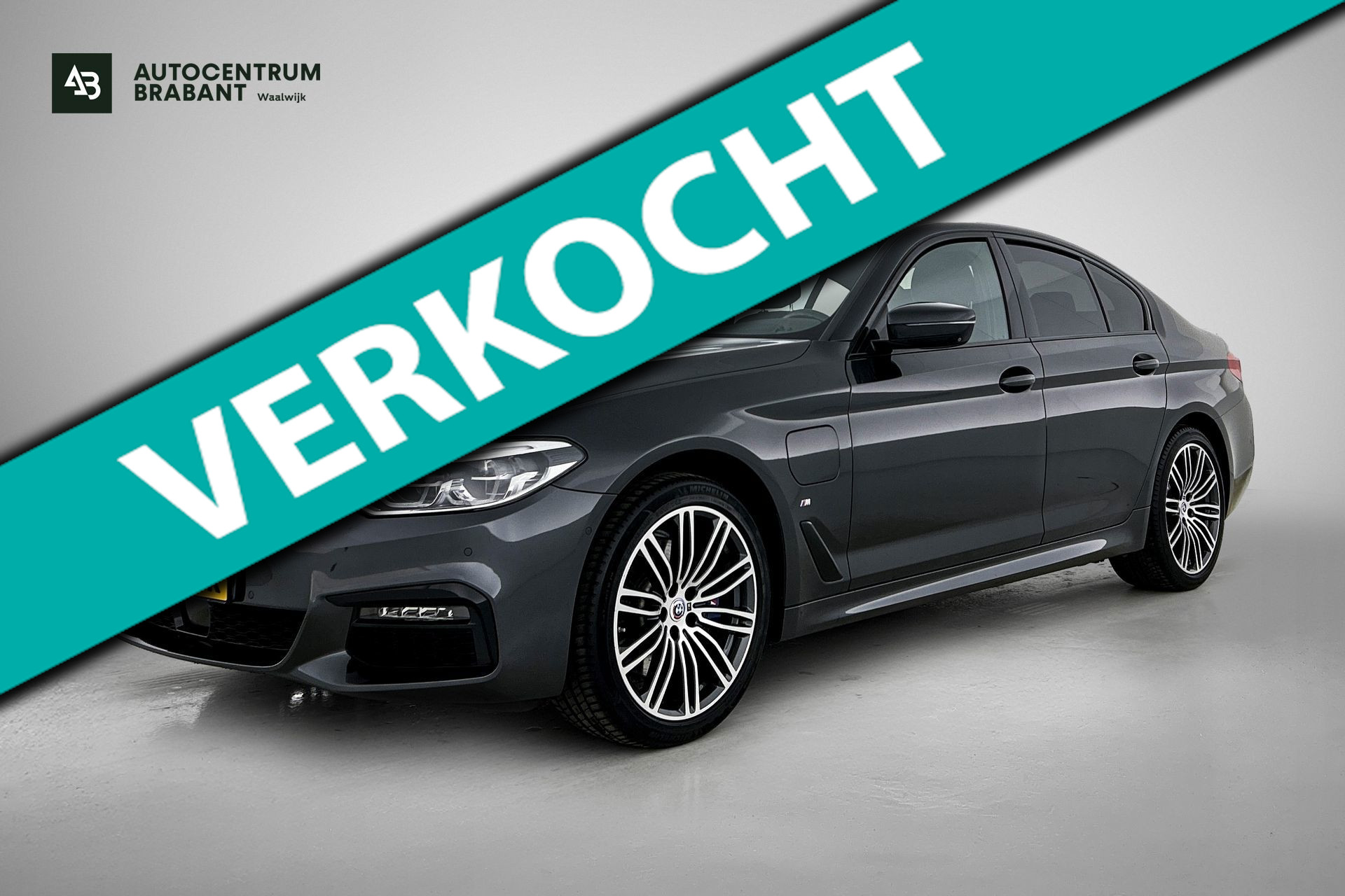 BMW 530e Iperformance 530e M-Sport High Executive(Dealer OnderH, Panorama, Adaptive Cruise, Harman/ Kardon, Head-up, 360 camera, Etc) 2019 - voorkant