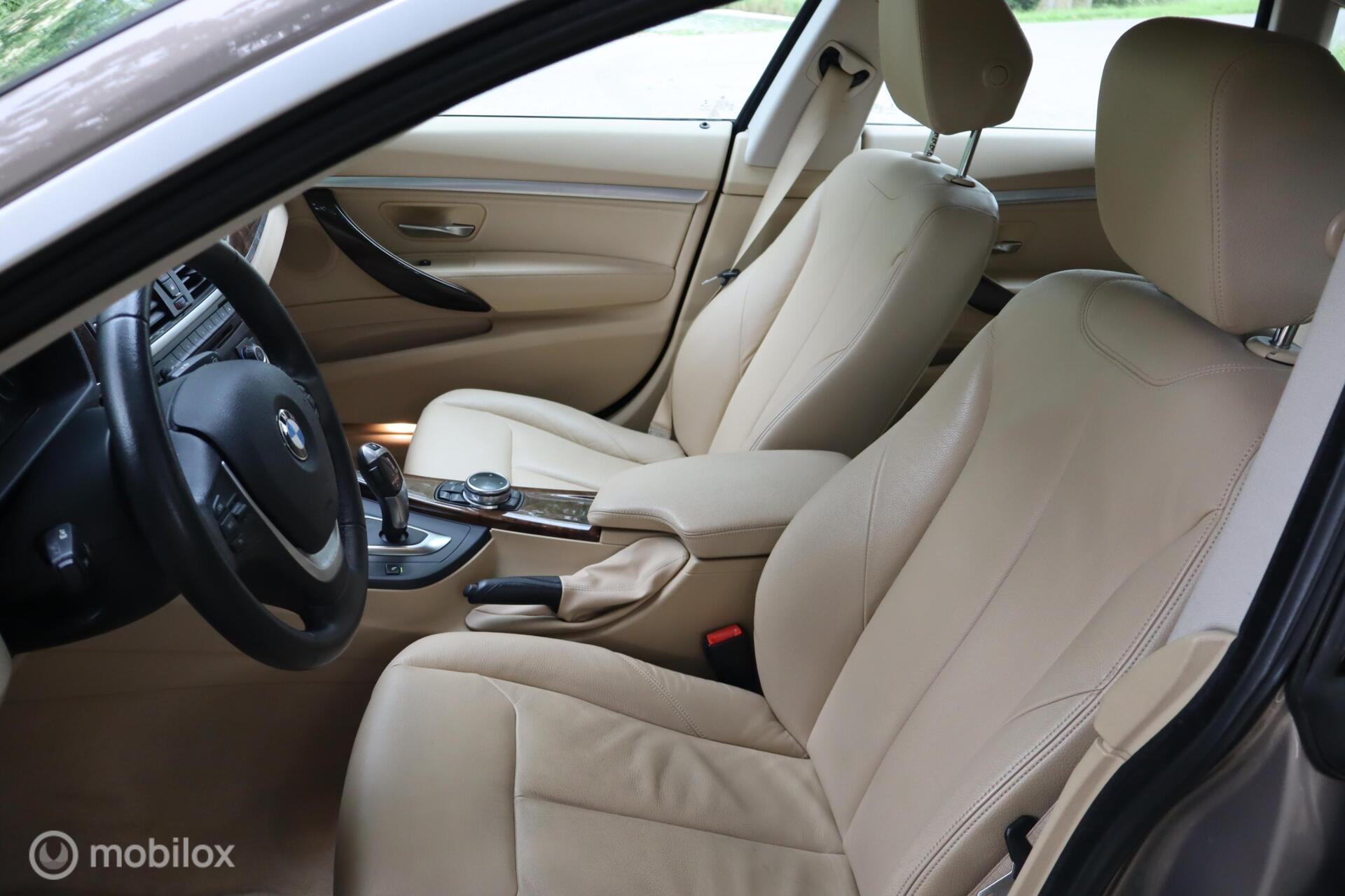 Foto van BMW 328i xDrive