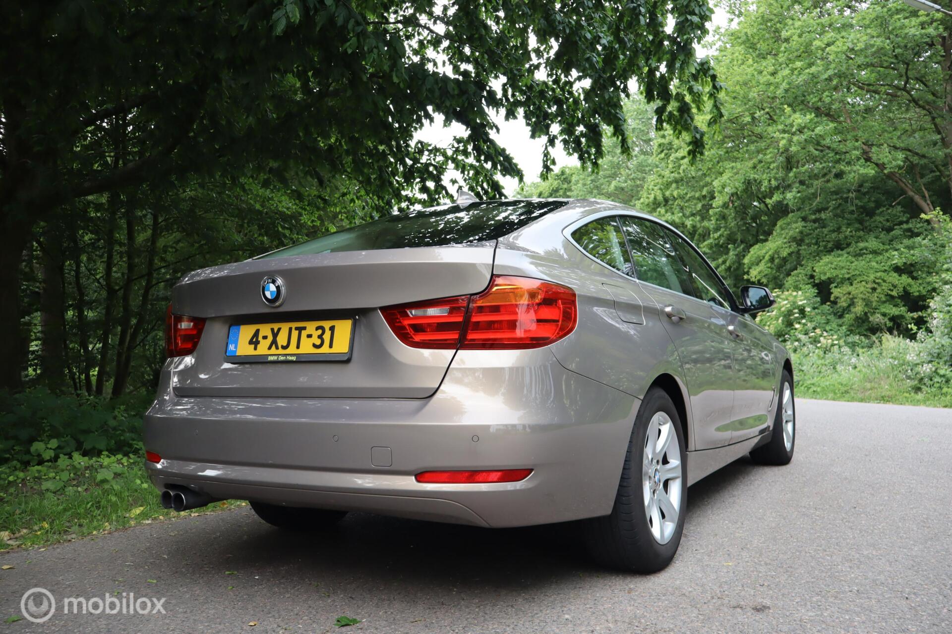 Foto van BMW 328i xDrive