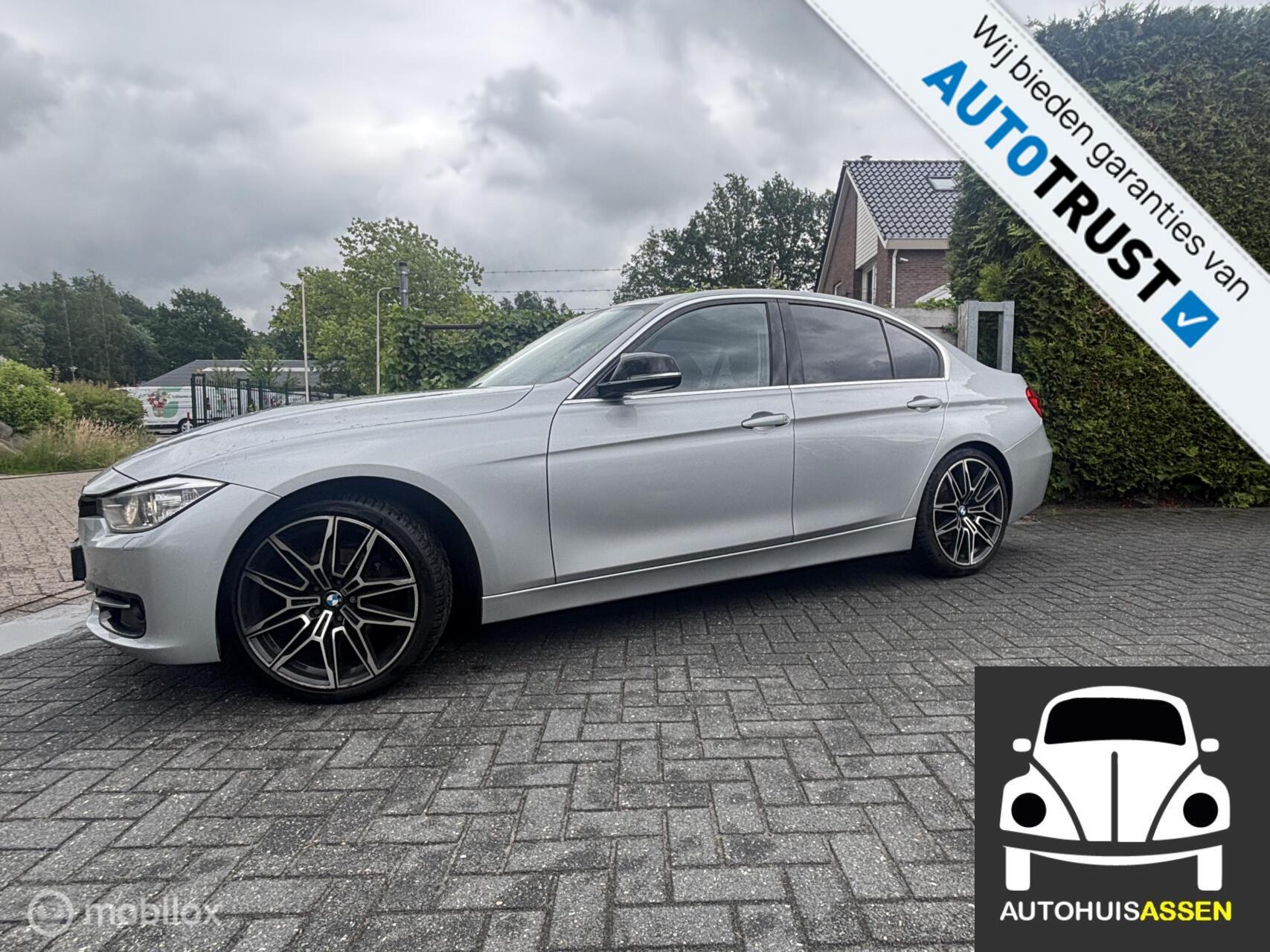 BMW 3er Reihe 320i EfficientDynamics Edition High Executive 2013 - voorkant
