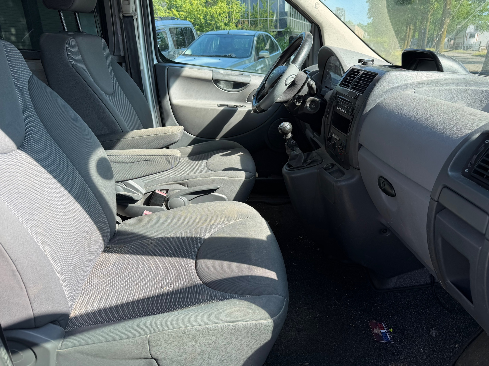 Foto van Peugeot Expert 229 L2h2 2.0hdi 16v-120