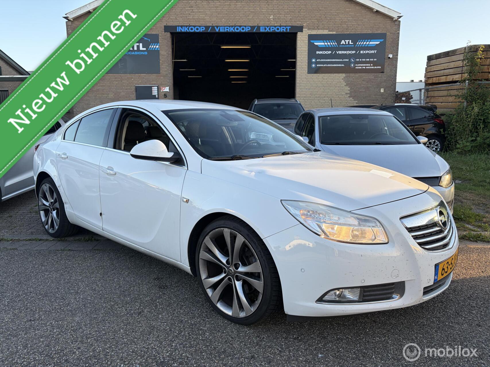 Foto van OPEL INSIGNIA LIMOUSINE HB