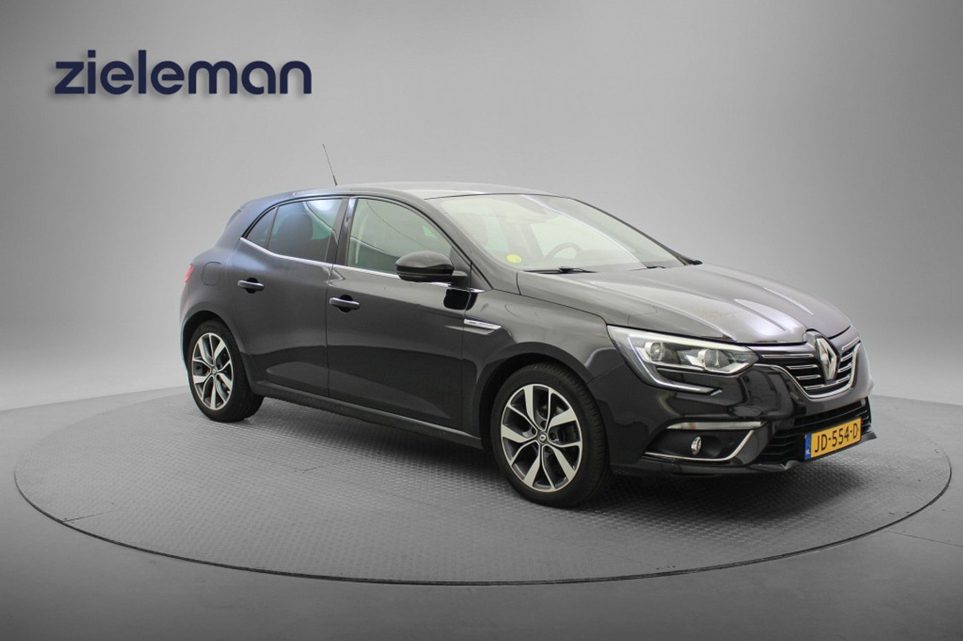 Renault Megane 1.5 dCi Bose - Camera, Half Leer, Massage, Blind Spot 2016 - voorkant