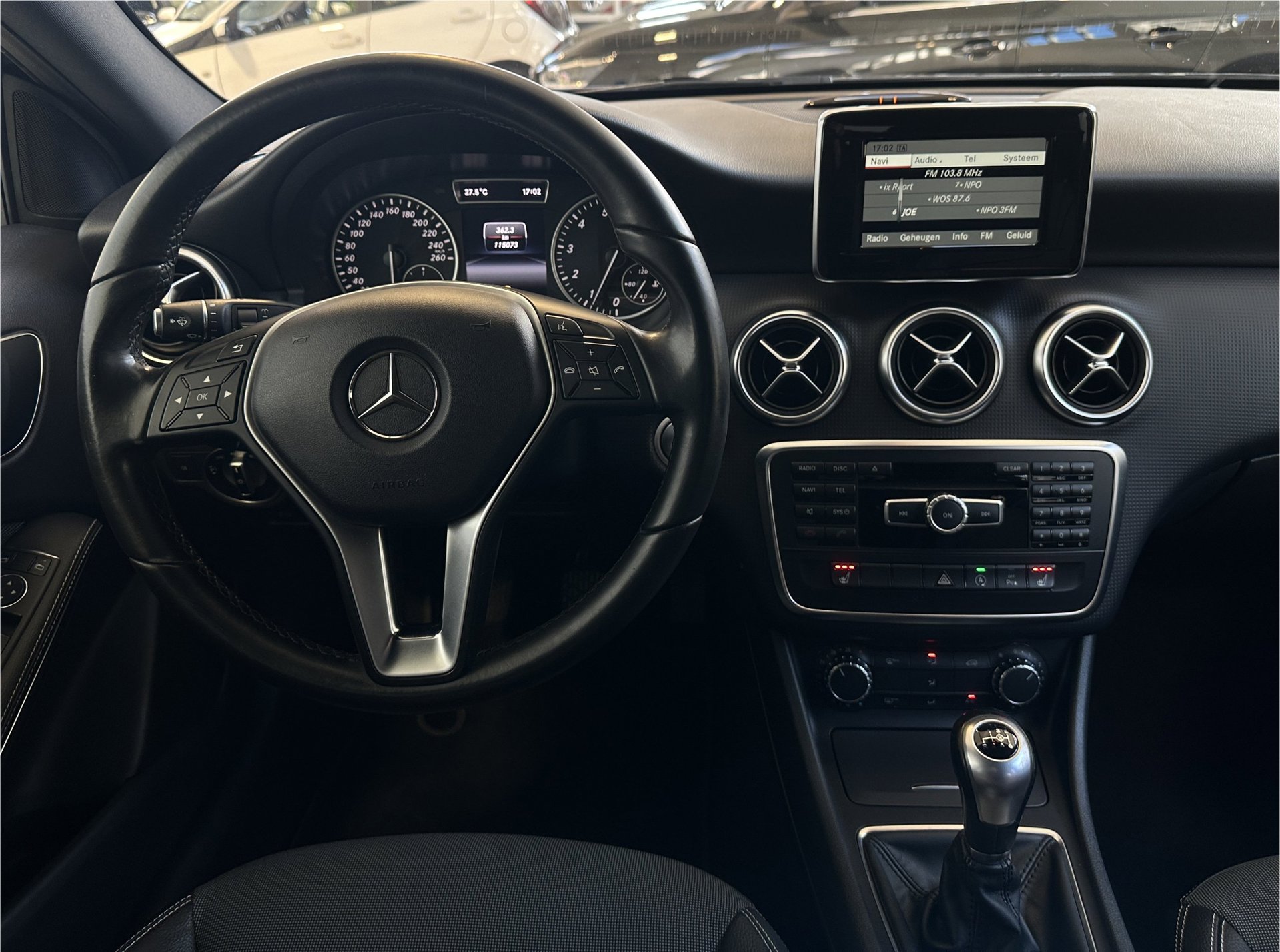 Foto van Mercedes-Benz A 180