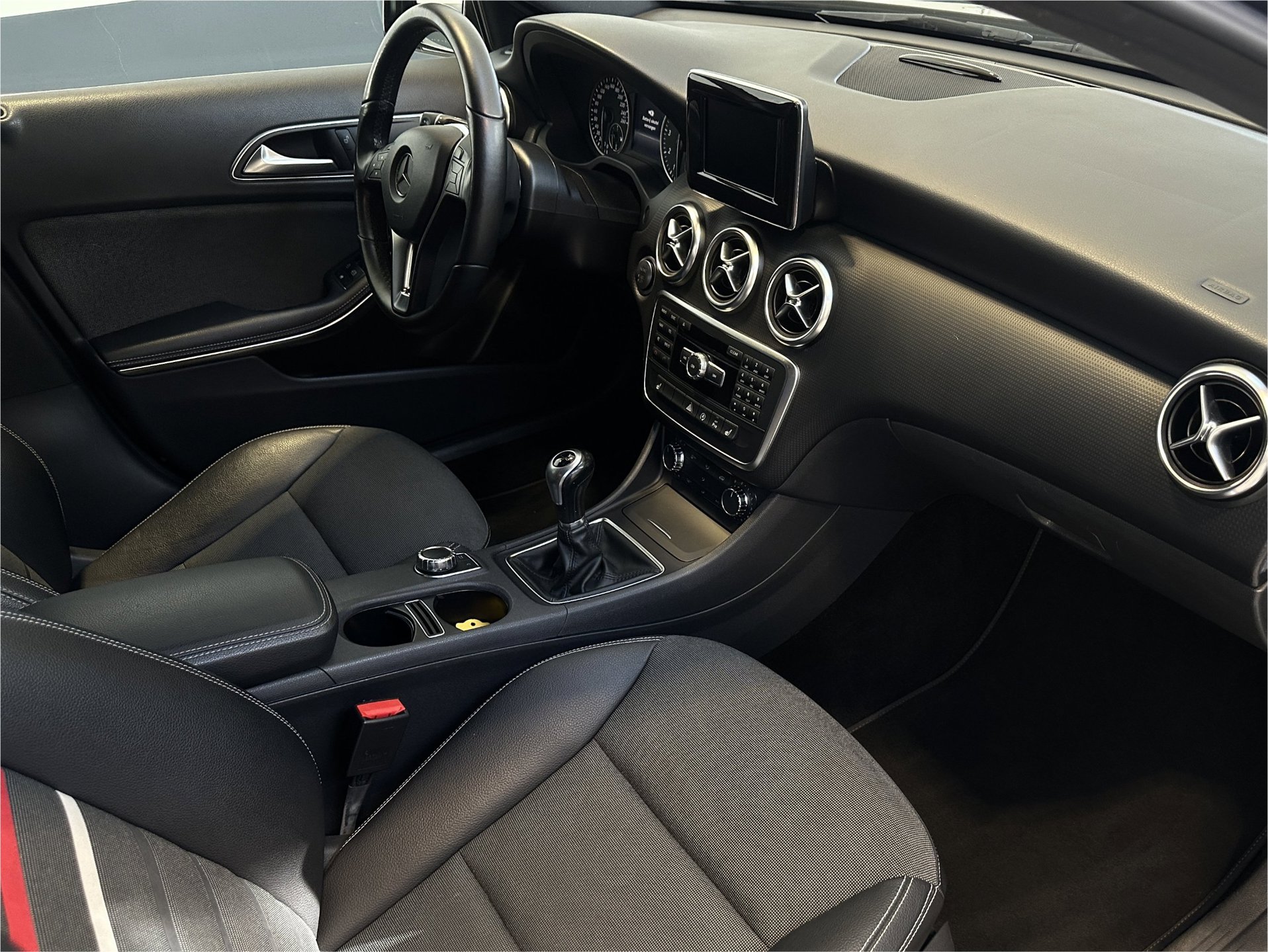 Foto van Mercedes-Benz A 180